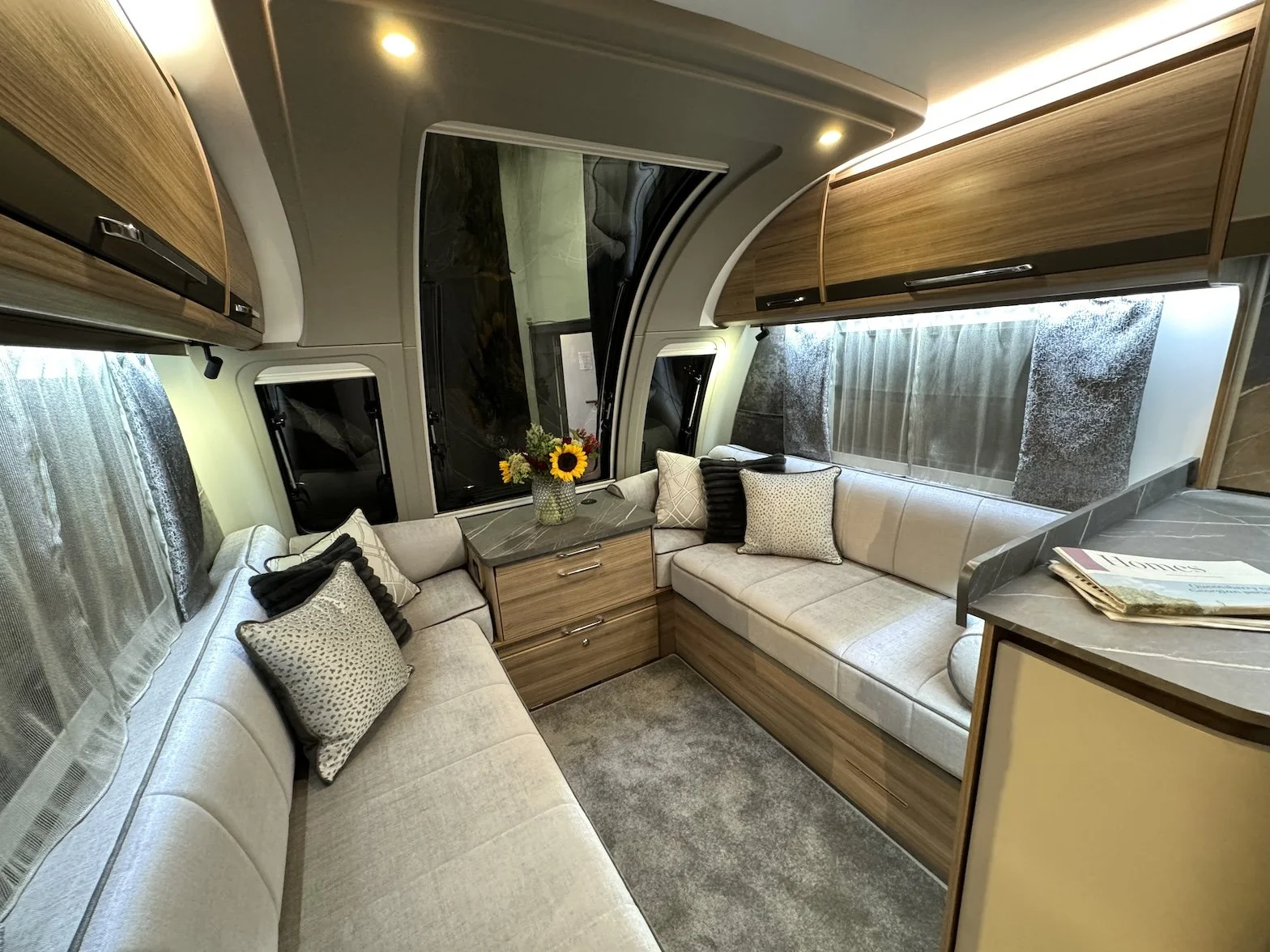 Bailey Alicanto Grande Deluxe - Lounge