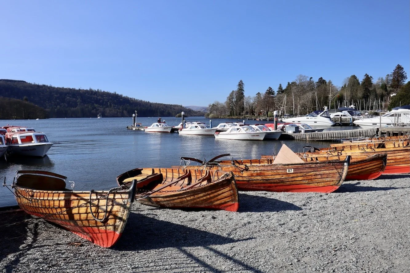 Boats on the shoreline at Bowness-on-Windermere 