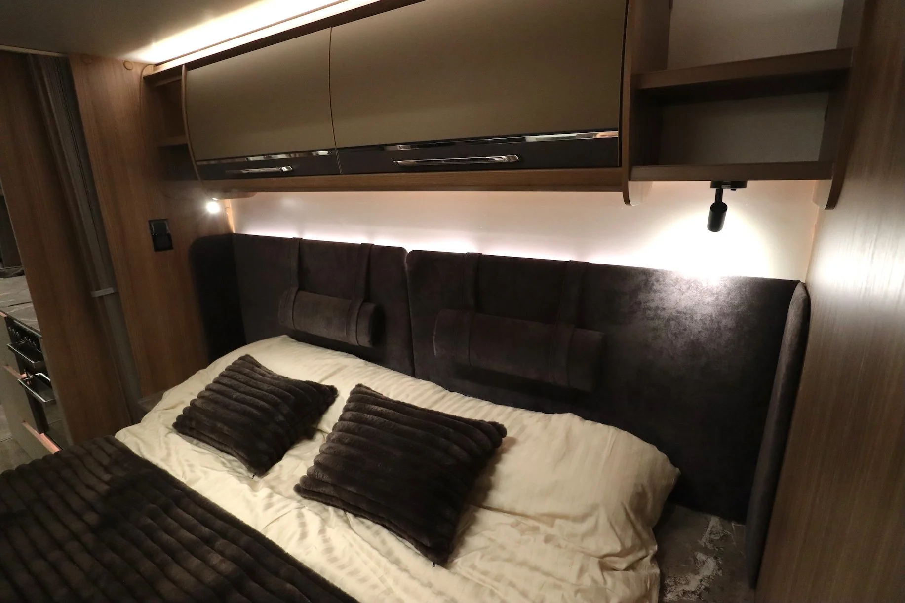 2027 Bailey Unicorn Caravan Bed 