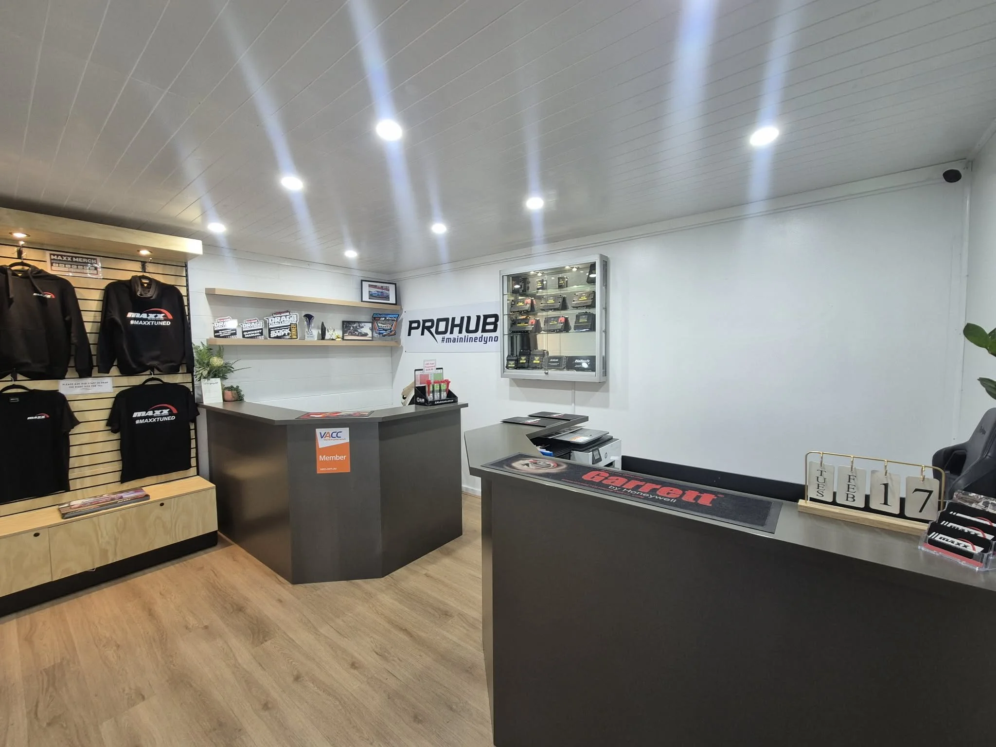 maxx performance office image