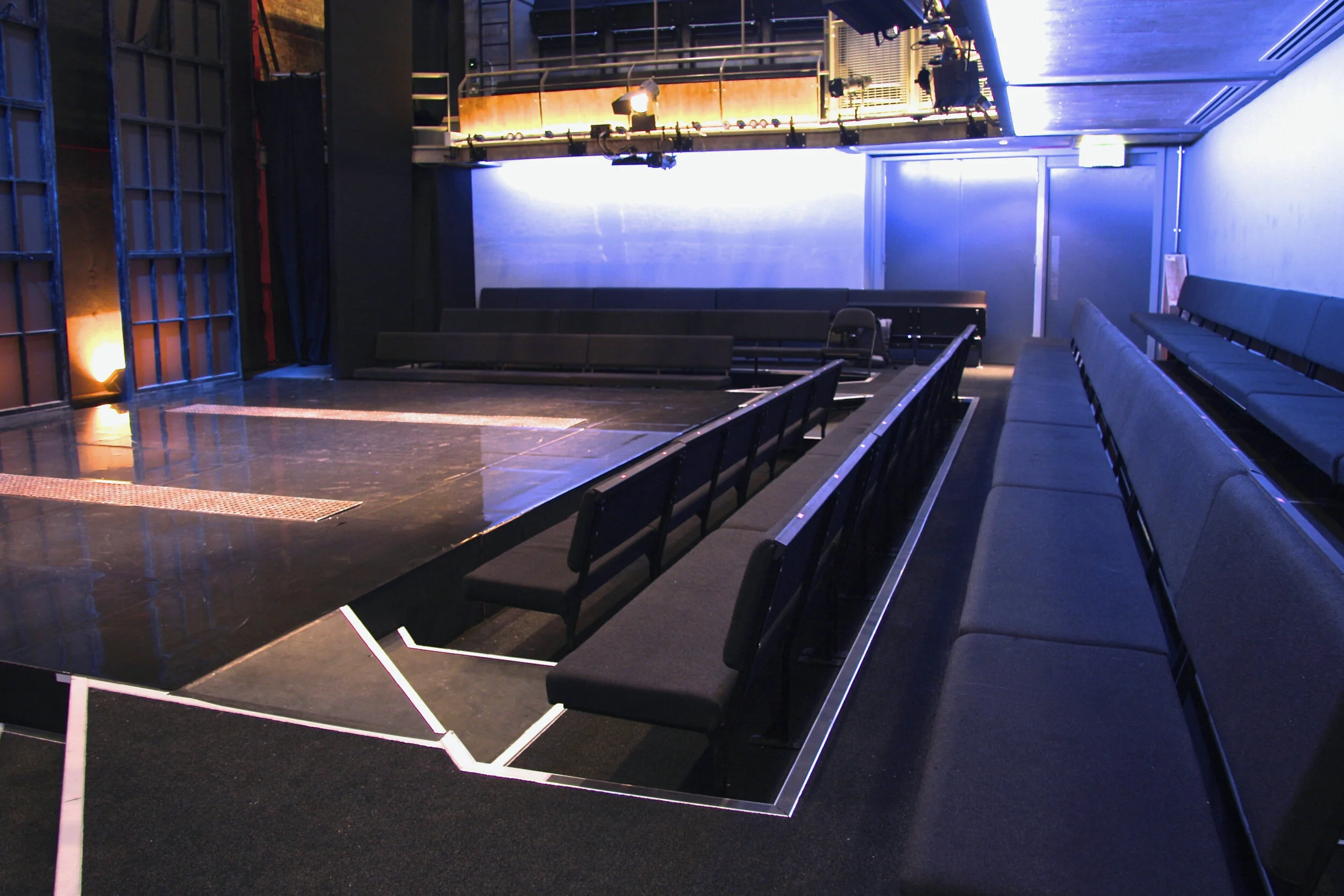 Metrodeck stage and tiers at Park Theatre, London