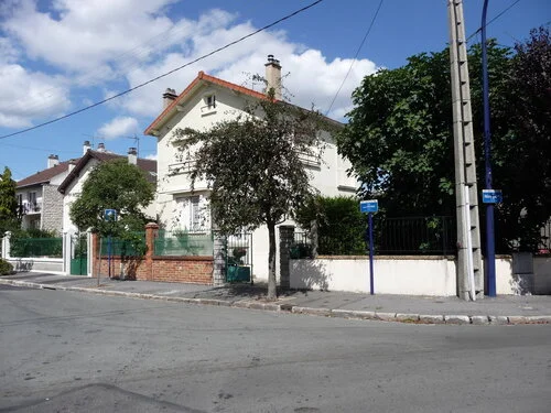 Maison existante - Vue de la rue