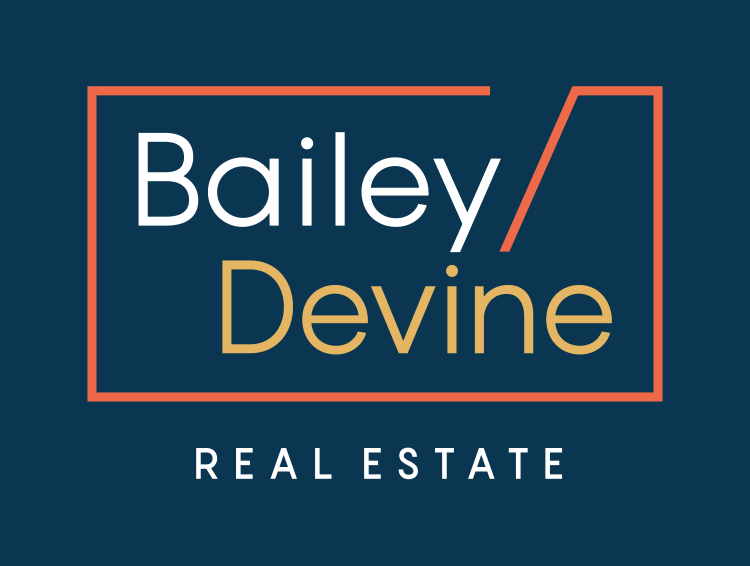 BaileyDevine-Logo-Tagline-Reversed.png