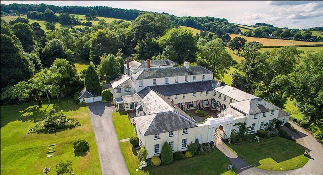 Yoga &amp; Mindfulness Retreat, EARLY BIRD price expires tomorrow. 
Date:  27th to 28th September 2020
Venue: The Lord Haldon Hotel, Dunchideock, Exeter EX6 7YF
Teachers: 
Yoga:  Cicely Chan  and  Mindfulness:  Shirley Phillips

EARLY BIRD (Advanced 