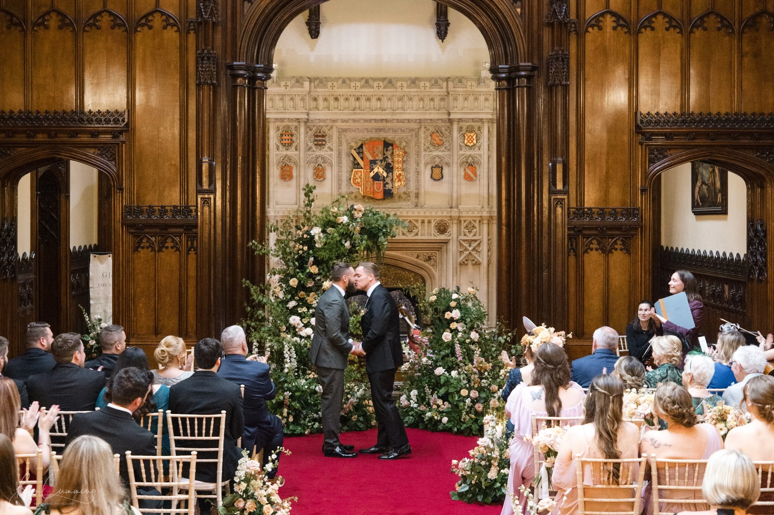 Two years since Greg + Jordan gathered together their loved ones and crossed the Atlantic to marry in an English castle - elegance personified!

I have such warm memories of this day. Happy anniversary guys xxx

@bencummingsphotography
@zophotouk
@al