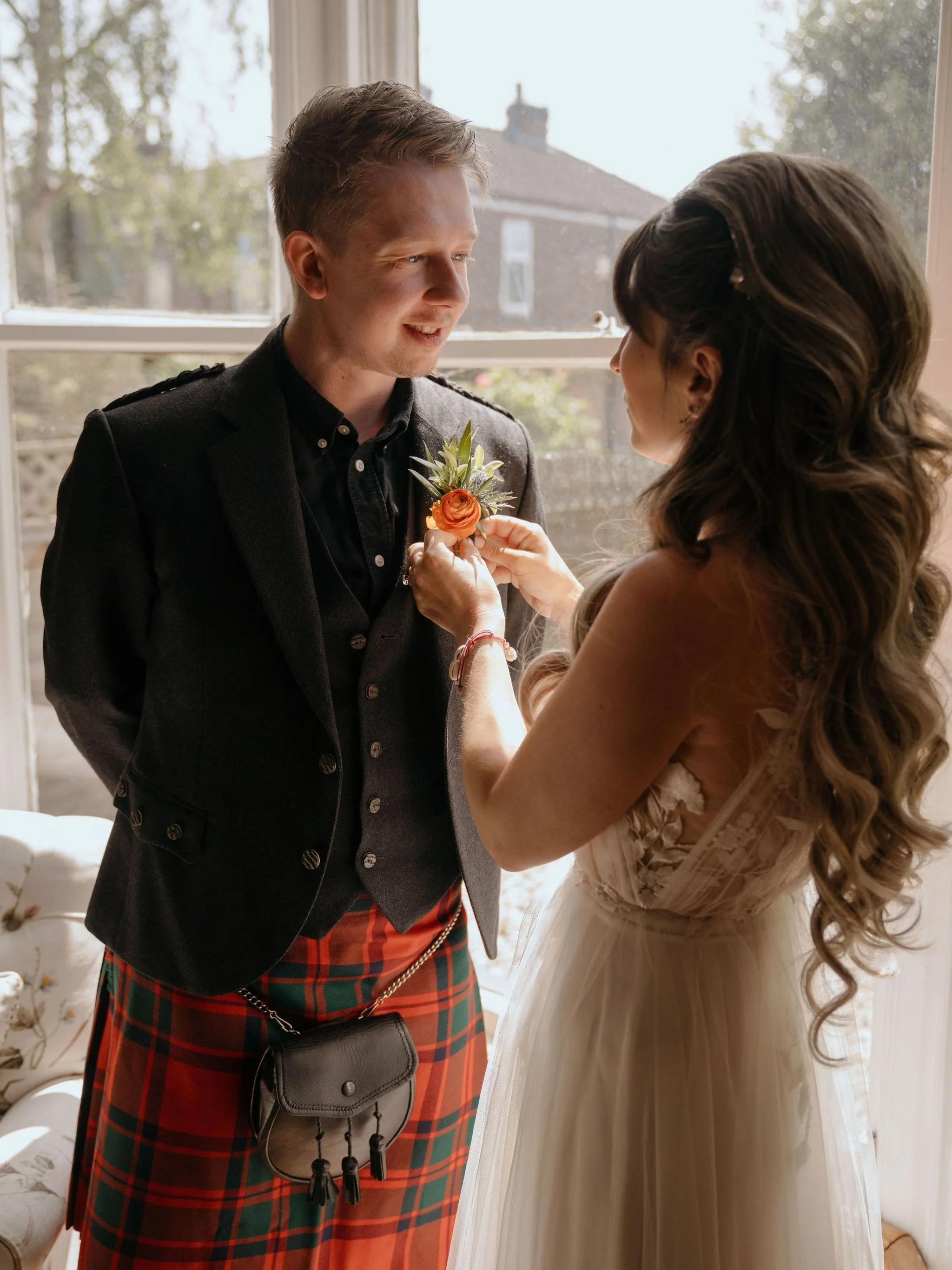 Getting ready together. Completing wedding portraits pre-ceremony with a stroll around your favourite city and an ice cream, looking 🔥 

Arriving at your venue hand in hand, with time for champagne and a pastel de nata and even a dance.

Remembering