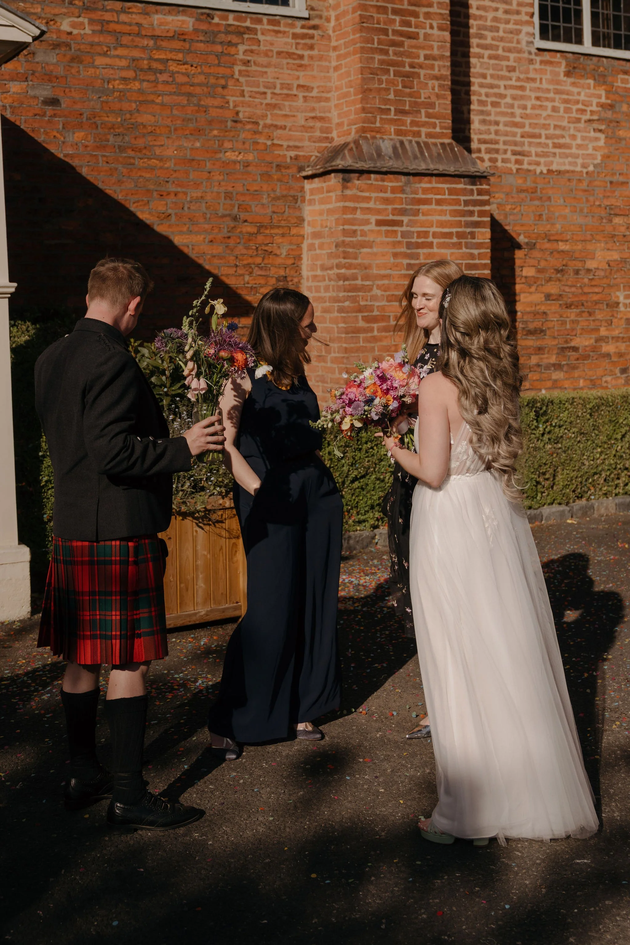 Mr&MrsRitchie1098.jpg