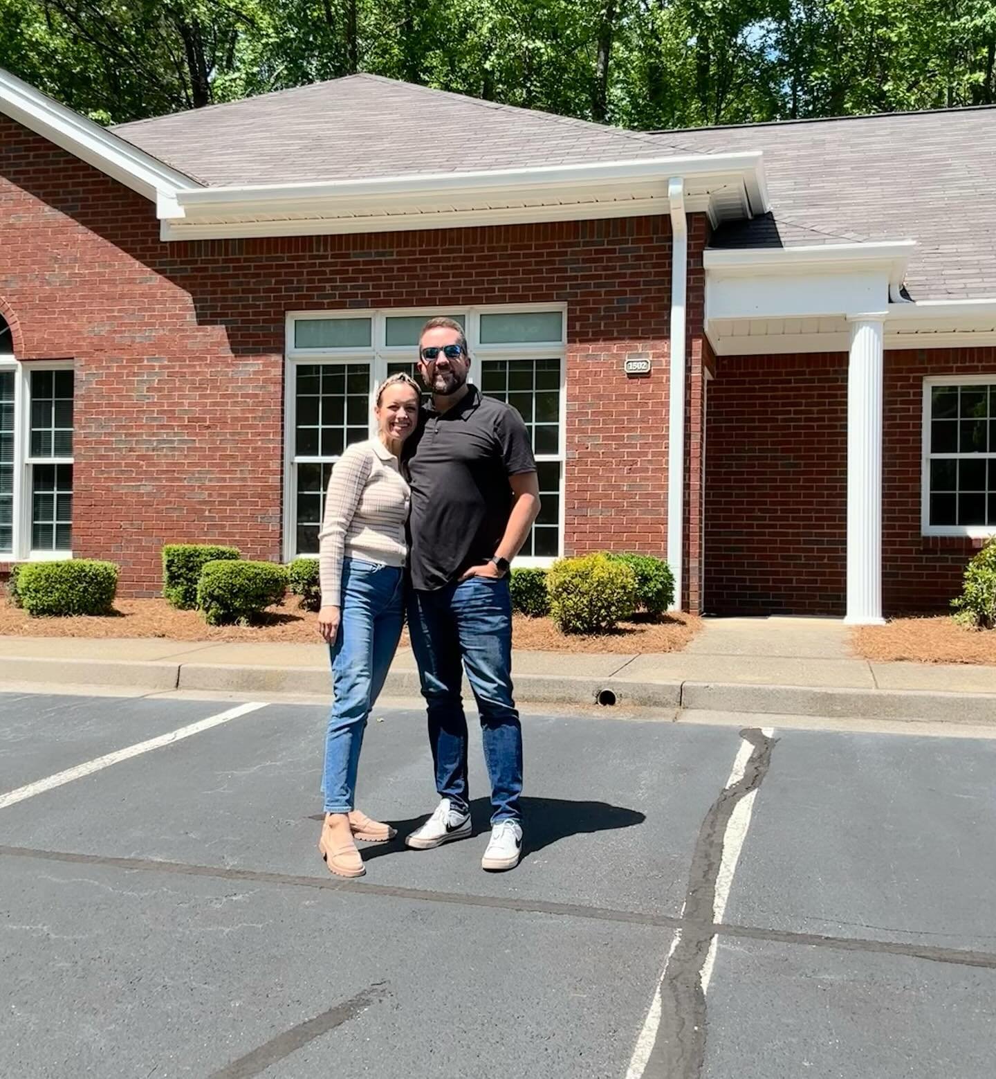 We can&rsquo;t wait to serve you, Roswell 👋 we closed on office # 3 today and renovations start next week at Bombay Lane 🔑🙏

#atlwell #livelifewell #atlwellroswell