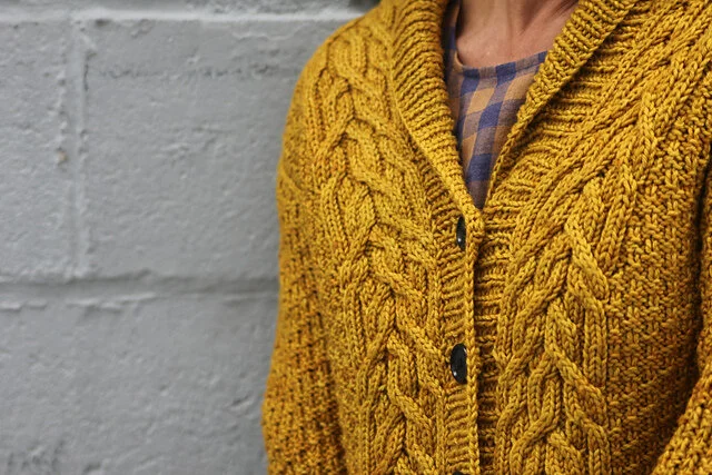 GENTLEMAN KNIT  /イエロー Lacoste Men's Cotton & Alpaca Wool Cable Knit Sweater, Flour