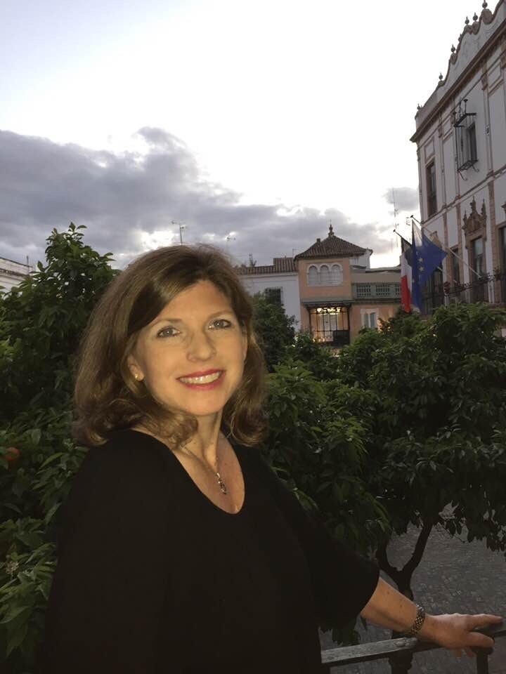 Elisabeth Tavarez, Secretary