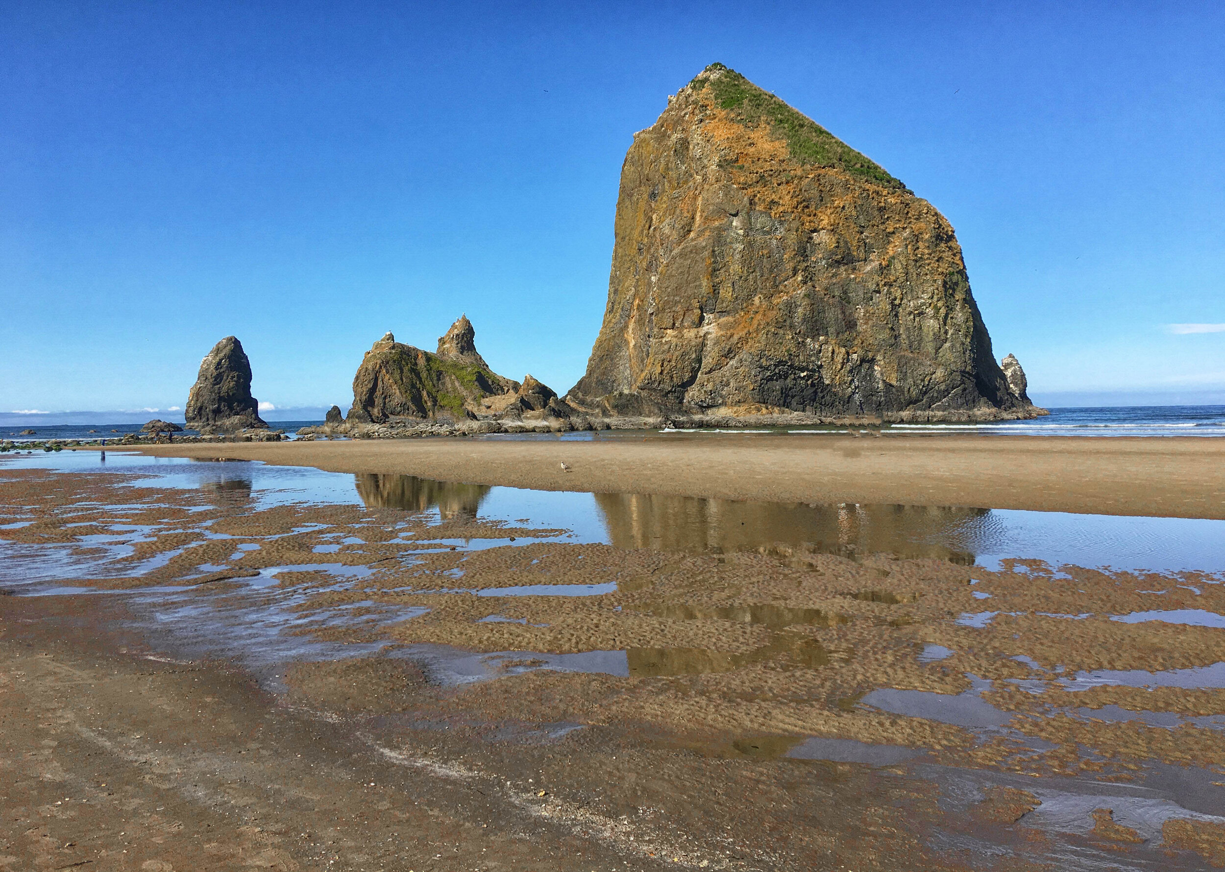 Oregon Haystacks _-2.jpg