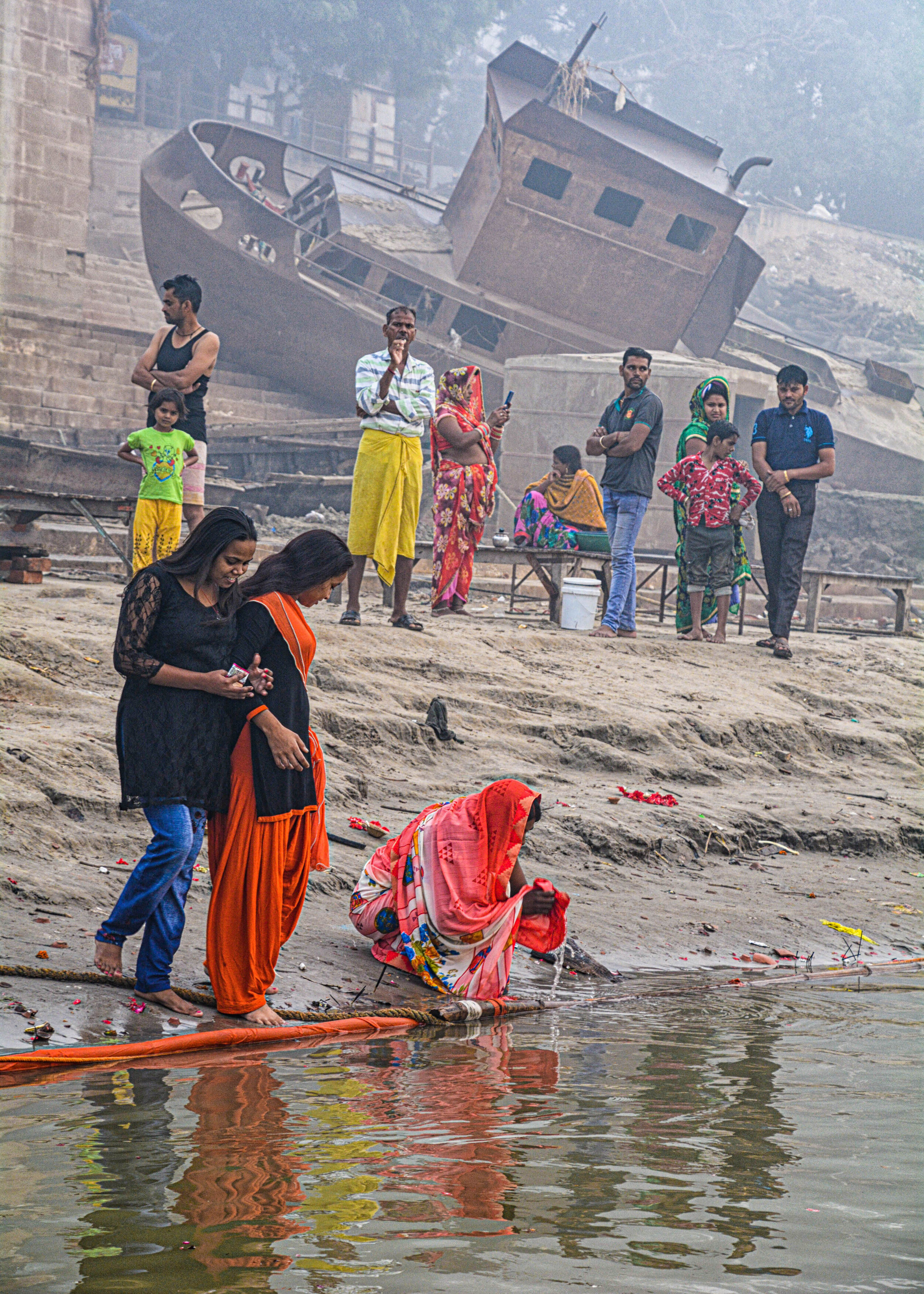 Beached Boat on the Ganges.jpg