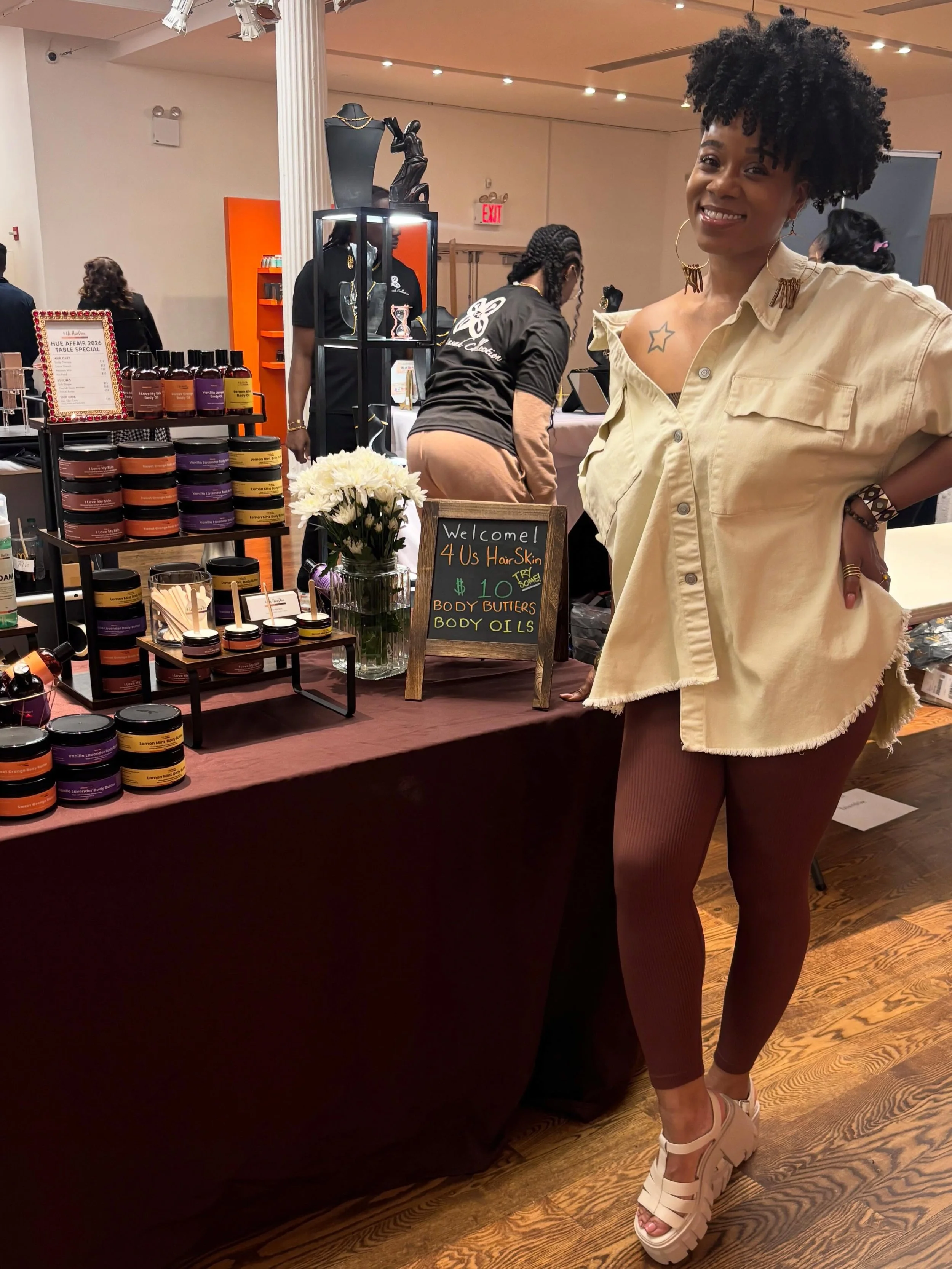 HUE 2026 RECAP ✨

Thank you for having us again @hueaffair ! We appreciate everyone who came to support @4ushairskin at our table! Until next time 🙏🏾

#hueaffair #nyc