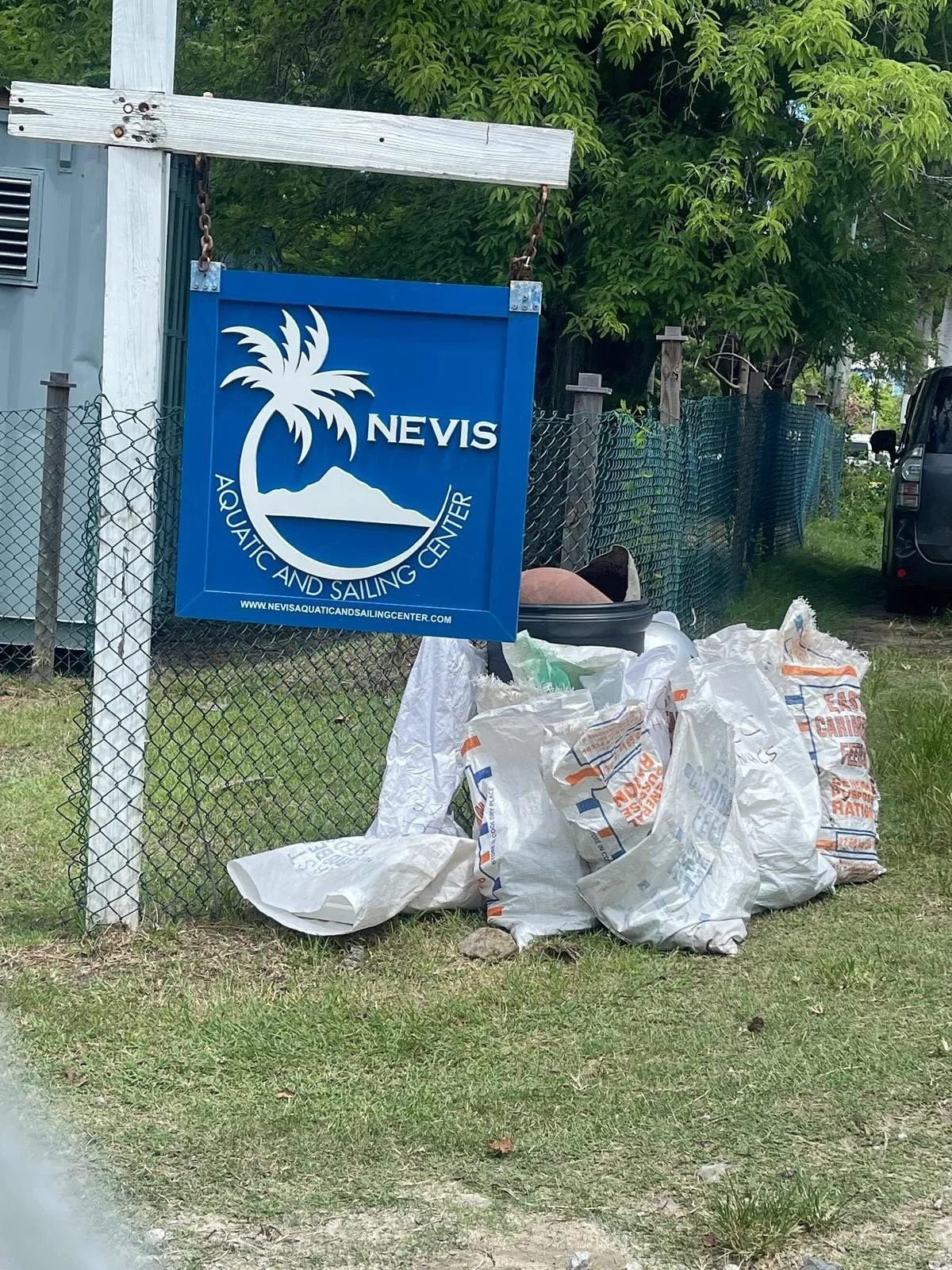 Photos from today&rsquo;s 33rd International Coastal Cleanup at Oualie Beach &amp; Bay! Together, we made a real difference &mdash; on land and in the water. 💪🏽🌴

Huge thanks to the Nevis Historical and Conservation Society - NHCS, Adoptacoastline