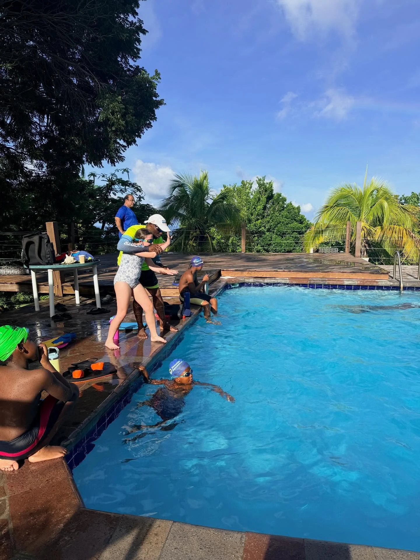 We’re keeping at it! Morning training with Coach James — putting in the work, one lap at a time!
