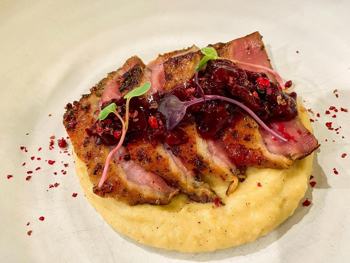 Part of a 7-course dinner for two. I loved the intimacy and the couples passion for food. They were the sweetest! 

Smoked Duck Breast
parsnip pur&eacute;e | cherry-ginger compote | pink peppercorns | micros 

#privatechef #bozemanchef #bigsky #monta