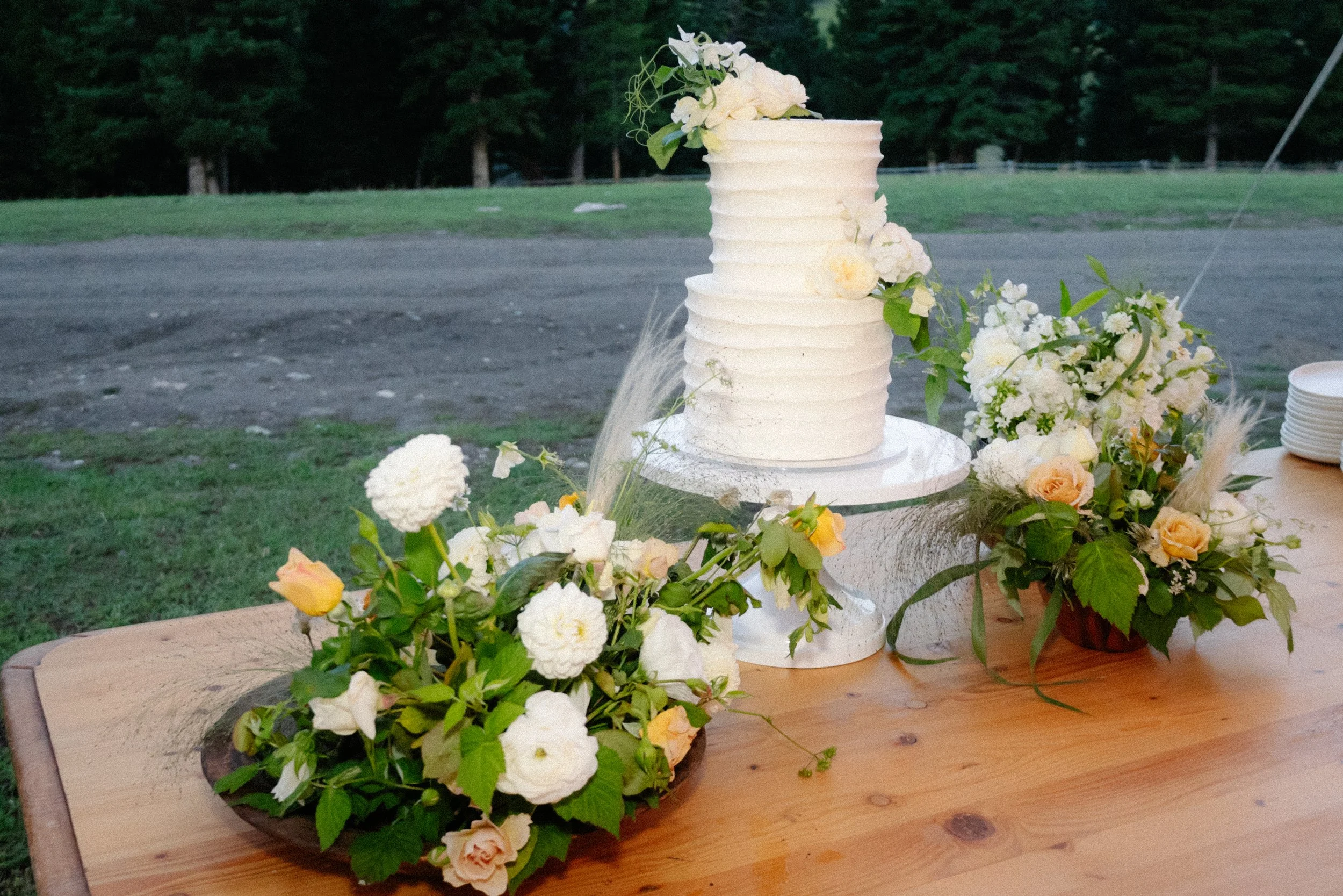 Dream Wedding Cakes: Top-Rated Designer in Bozeman, Big Sky & Beyond Dream Wedding Cakes: Top-Rated Designer in Bozeman, Big Sky & Beyond