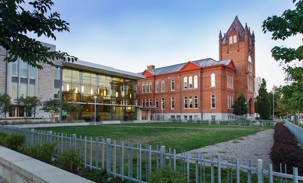 Smith School of Business, Queen's University, Kingston