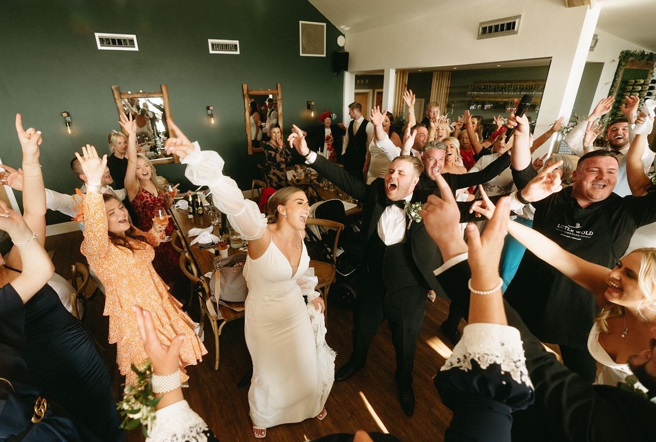 @theundercoverwaiters getting the wedding breakfast absolutely bouncing @littlewoldvineyard 🔥🎤 Thank you Zoe and Billy for the best day &hearts;️ #singingwaiters #theundercoverwaiters #littlewoldvineyard #weddingphotographer #weddinginspo