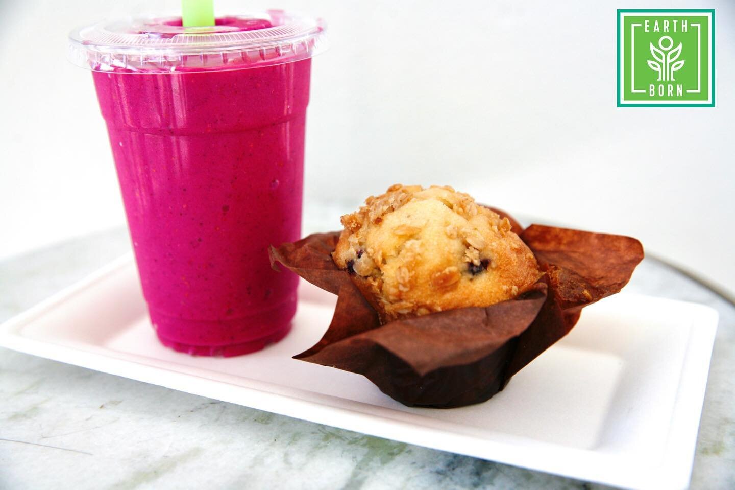 The perfect snack or breakfast combo&hellip;An Earth Born smoothie blend and one of our yogurt parfait muffins&hellip;Yum!