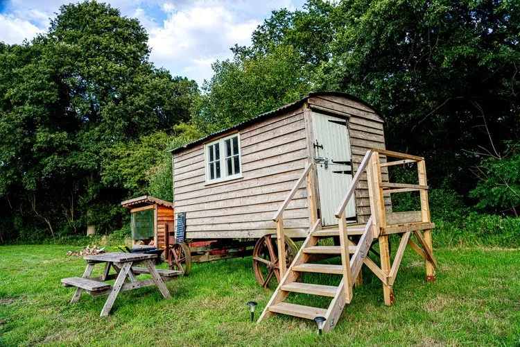receptionhuthighlodgefarm.jpg