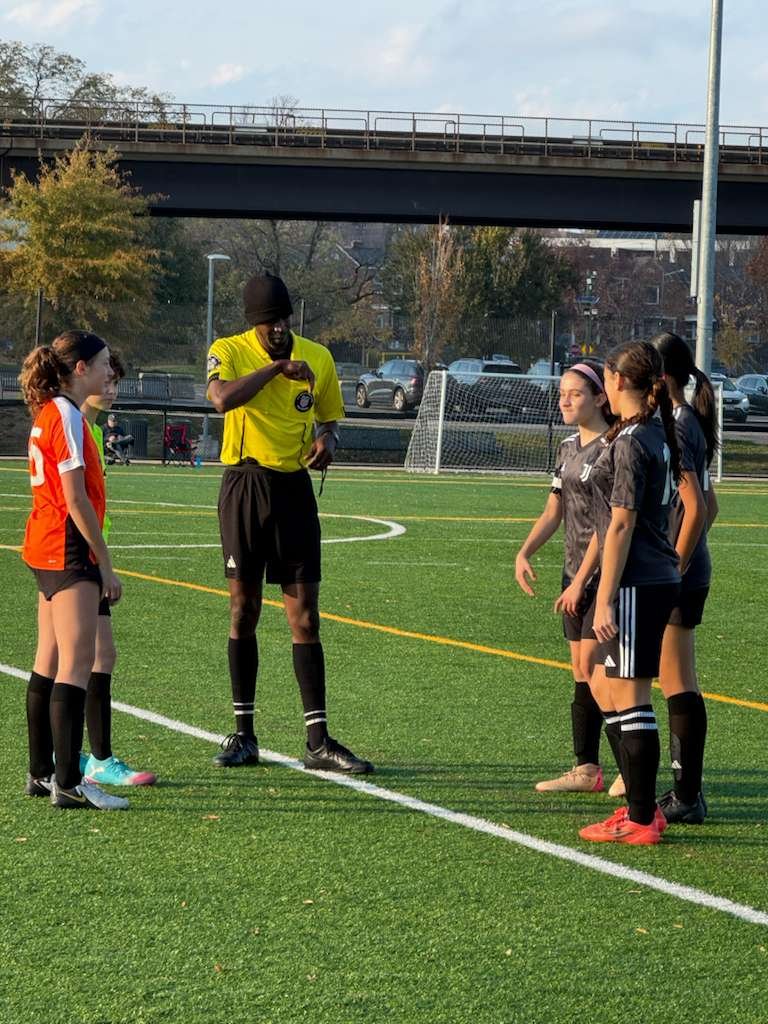 2013 Girls Black08.jpeg