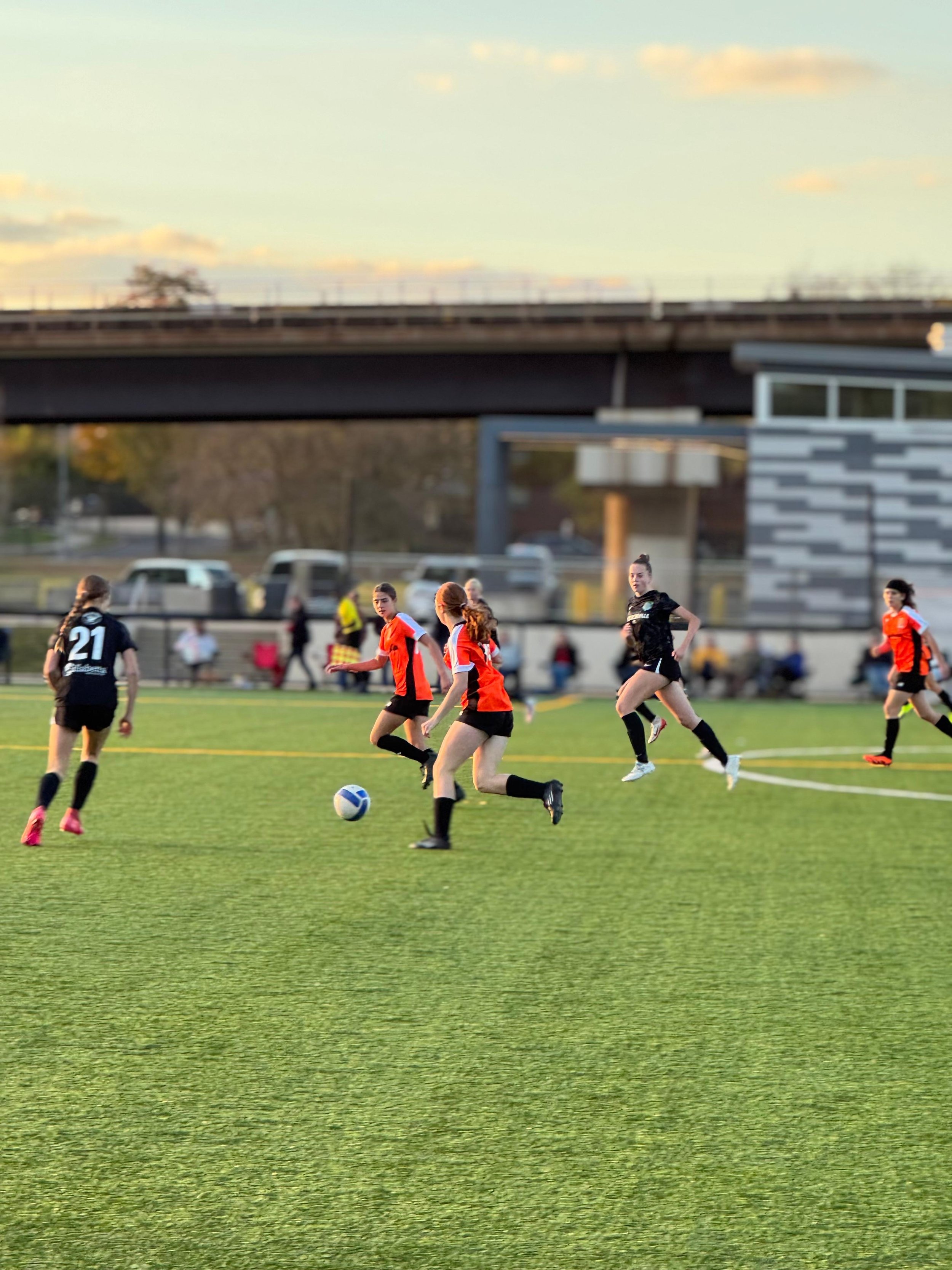 2010 Girls Black6.jpeg