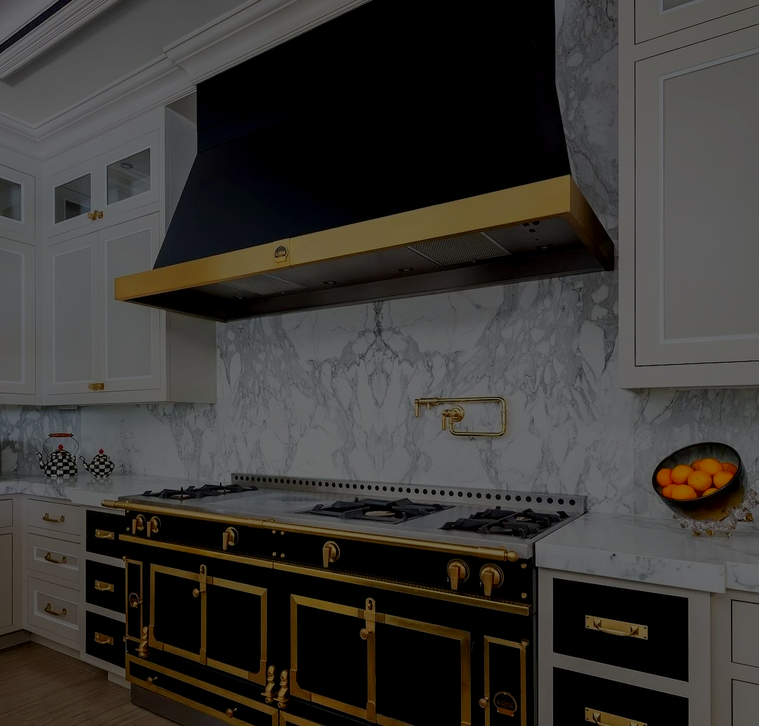 Luxury marble kitchen backsplash and countertops by Intermarble, custom stone fabrication and installation in Long Island, New York.