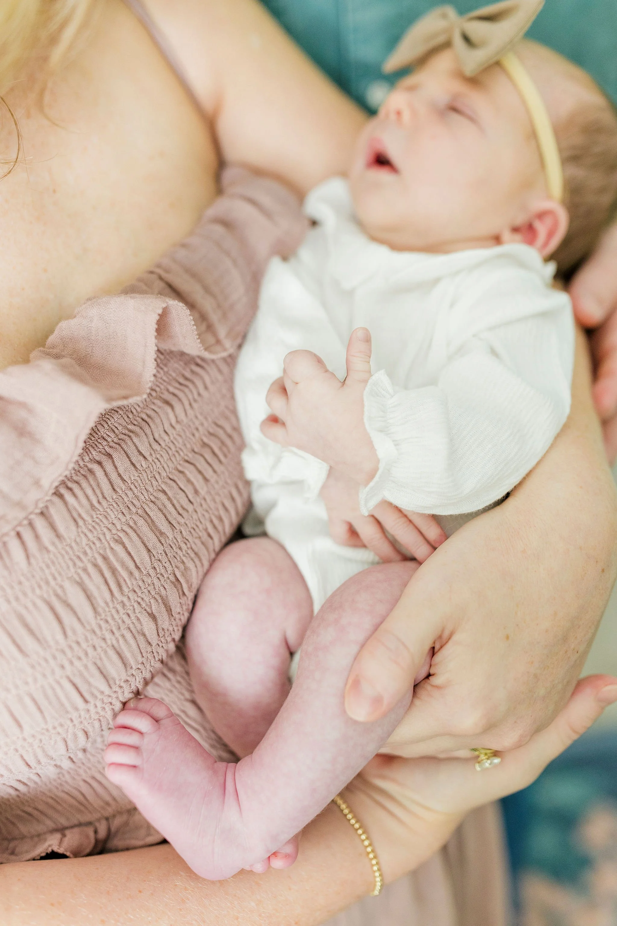 Calin-Newborn-14.jpg