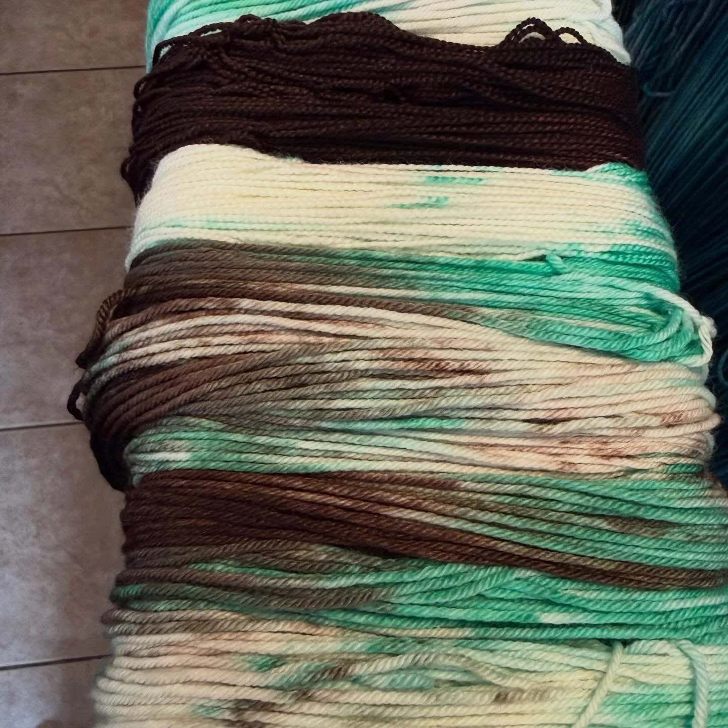 A fresh batch of Grasshopper Pi coming to @eweandyoufiberarts4life on Saturday!!! See you under my tent at 10:00!!