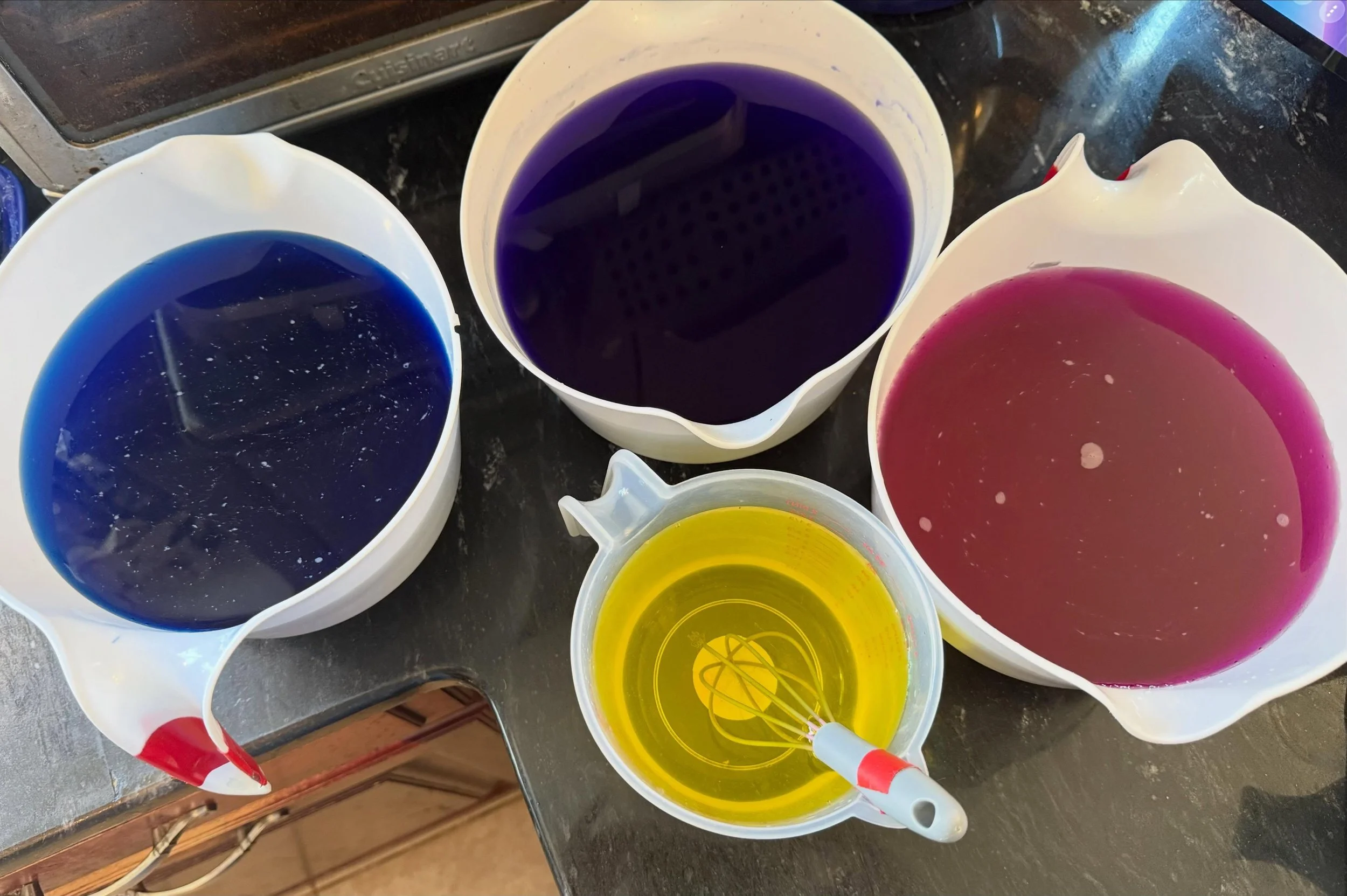 A fresh batch of Bourbon St. After Dark in the dye pans today!  Getting ready for @coggeshall_farm_museum fiber fair on May 16 and @masheepwoolcraftfair at the end of the month!