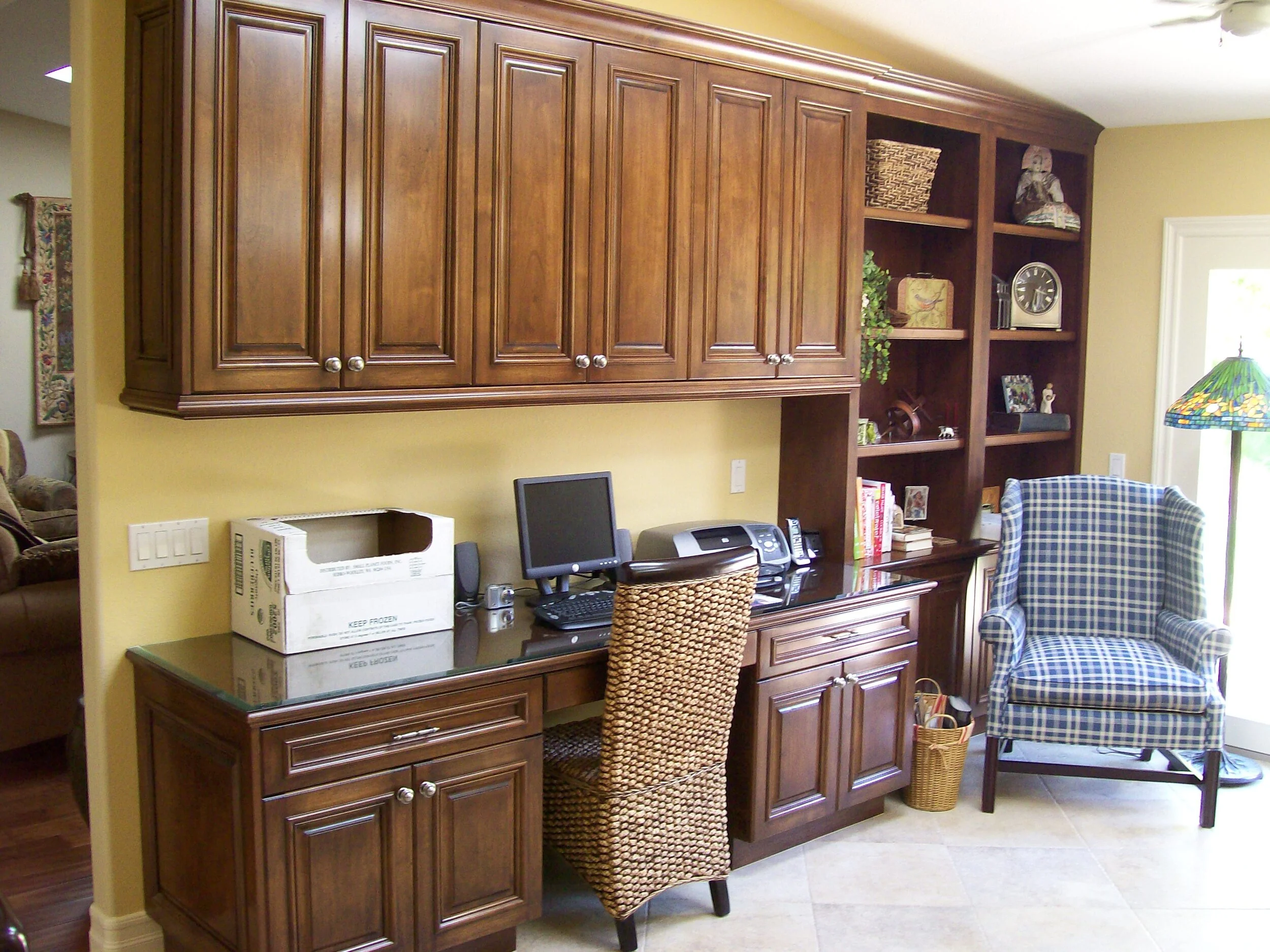 Gallery 3 — THE GOLDEN HAMMER, INC.