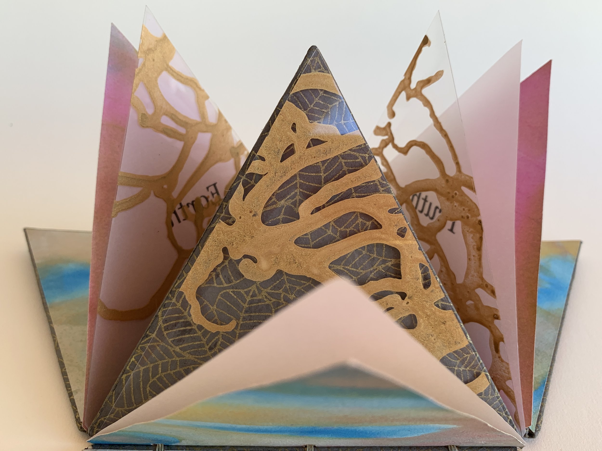 Metamorphosis. Artist book. 2021. 