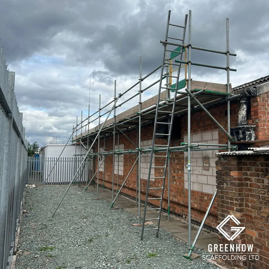 Safe access, every time! 🔧🟢
#GreenhowScaffolding