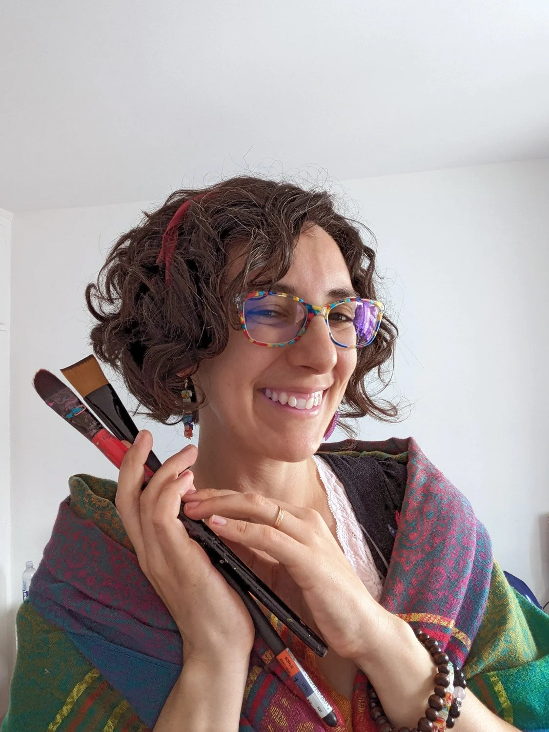 ANIMALITOLAND 
 Graciela Gonçalves Da Silva, known as Animalitoland, is an Argentine artist and researcher who creates vibrant, character-driven worlds that translate complex inner states into visual form. Shaped by two decades of experience and a n