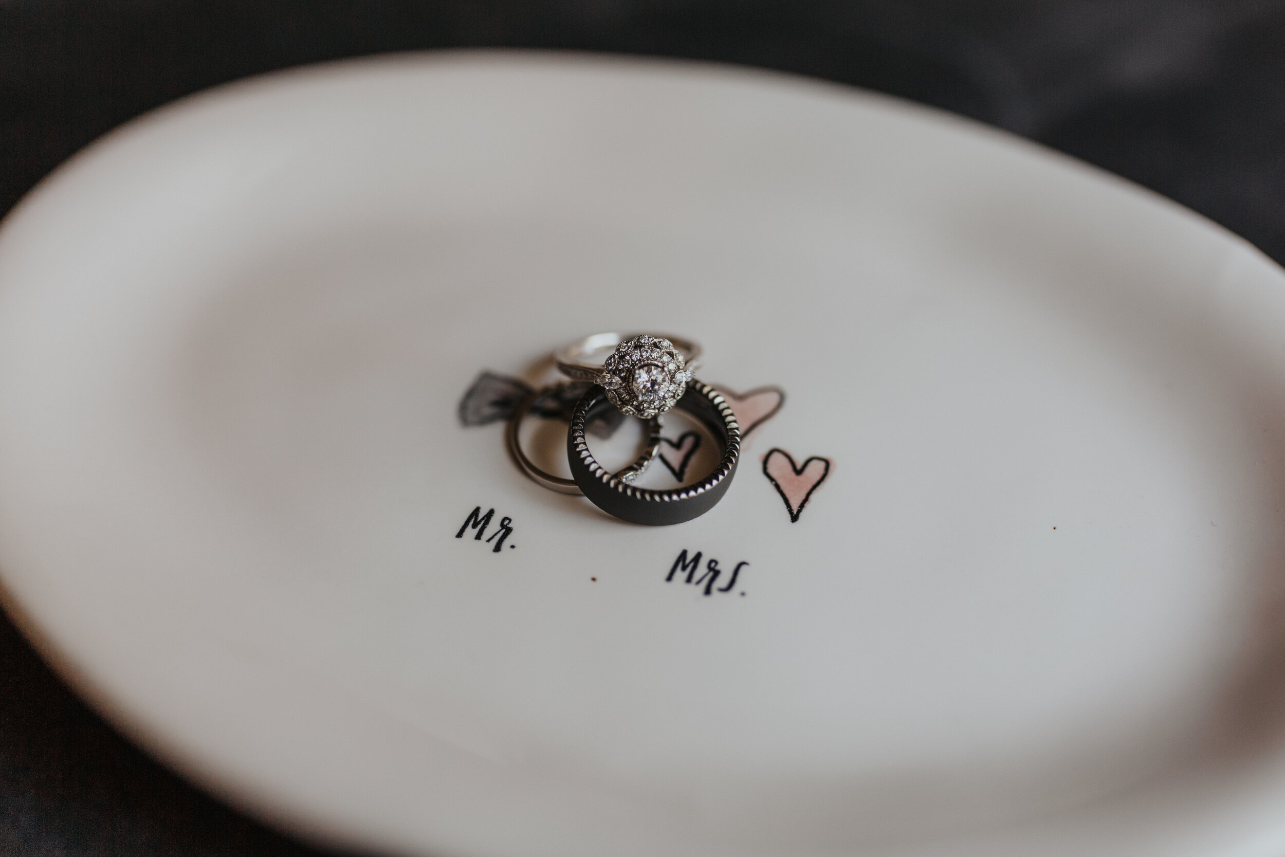 Reb Barn Experience Circa 1856 La Porte Indiana Wedding Photographer Austin Taylor005.jpg