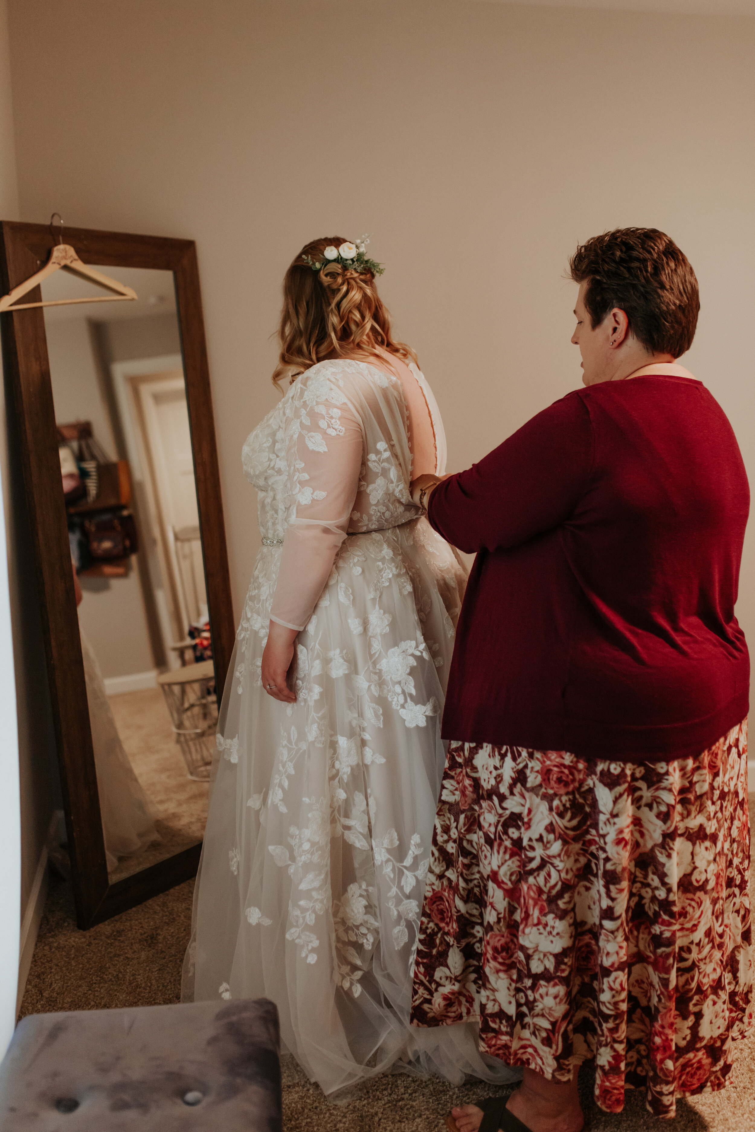 Reb Barn Experience Circa 1856 La Porte Indiana Wedding Photographer Austin Taylor042.jpg