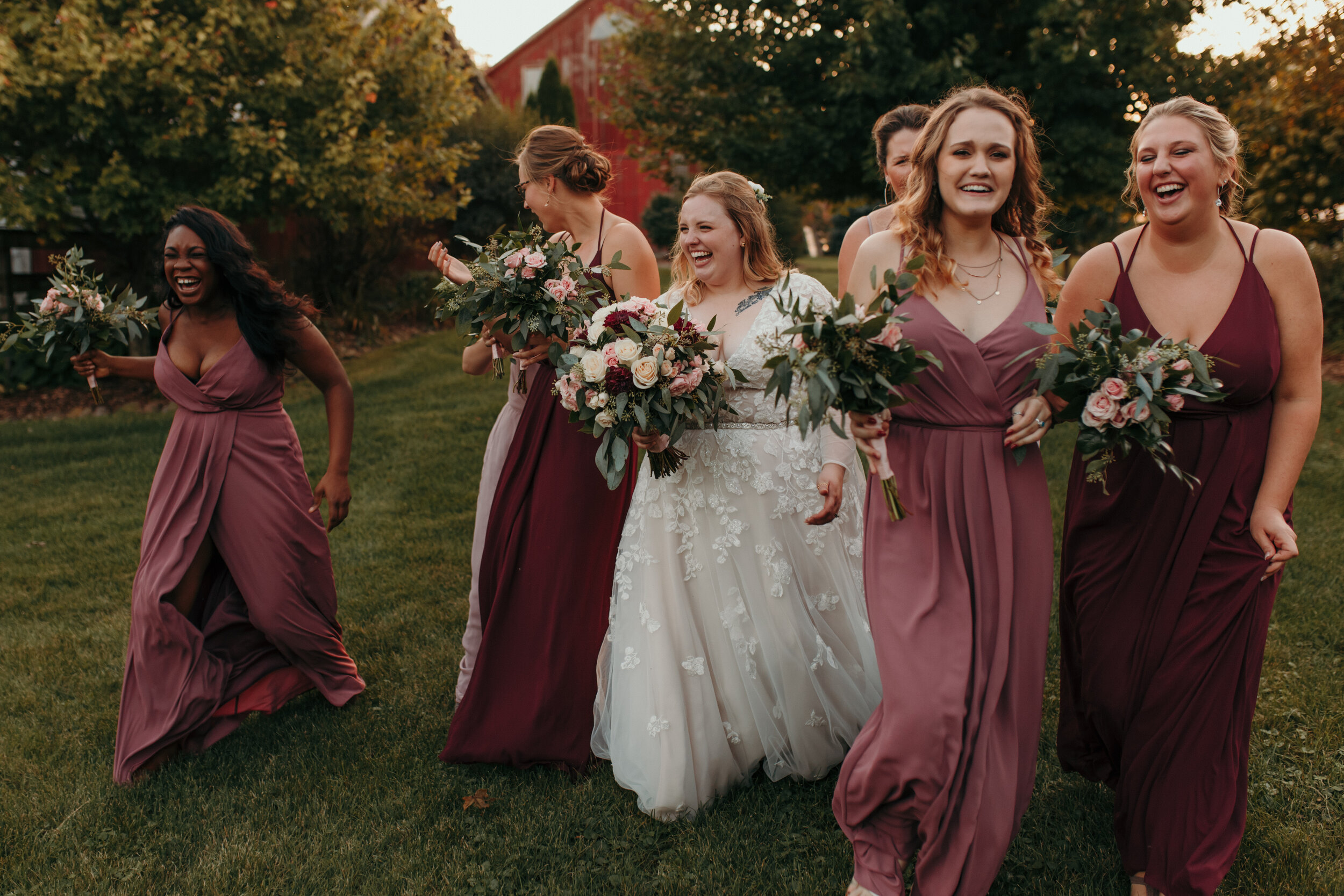 Reb Barn Experience Circa 1856 La Porte Indiana Wedding Photographer Austin Taylor328.jpg
