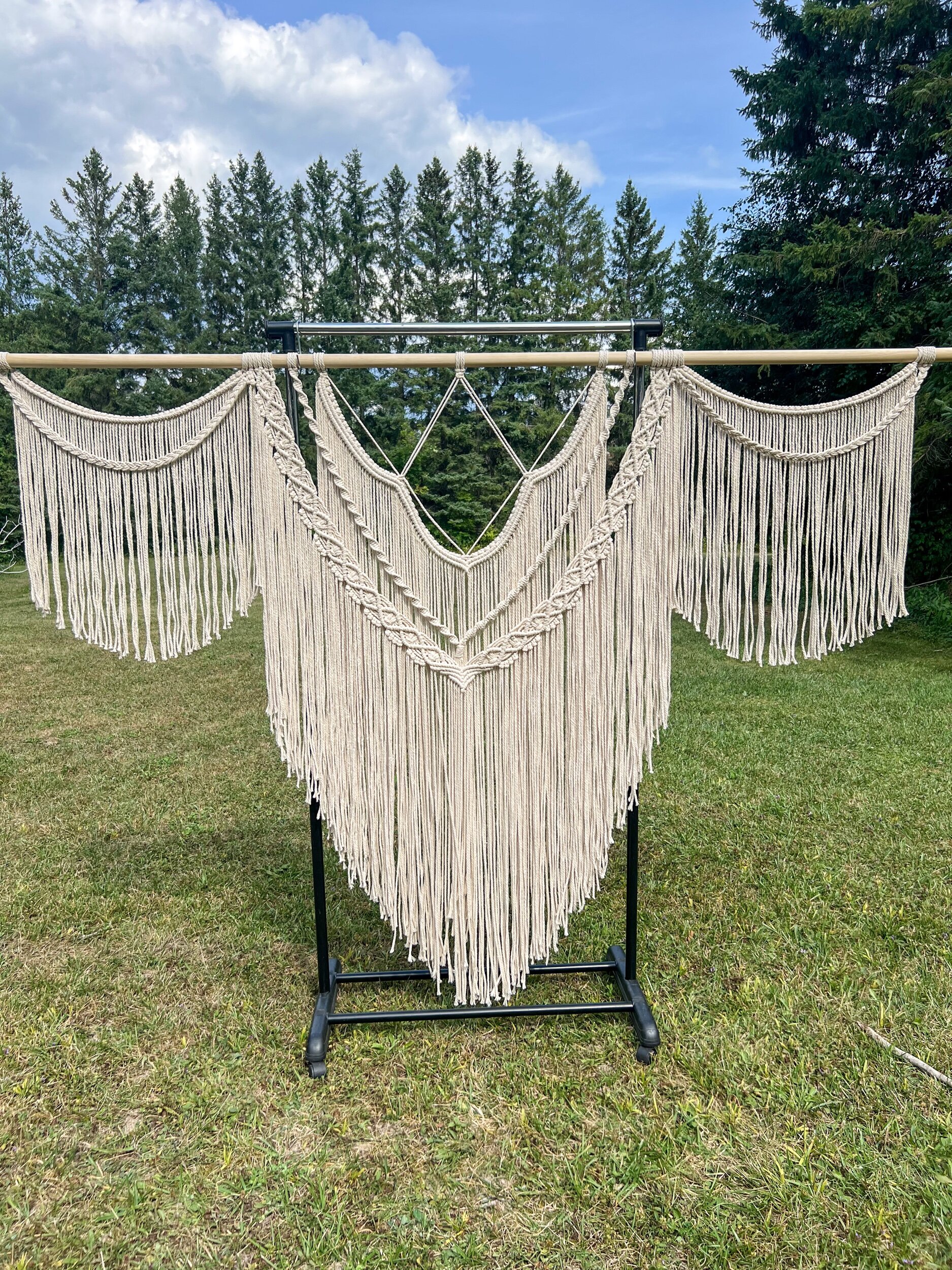 E4C7FEF7-CA5B-4C7E-9799-413C7B576263