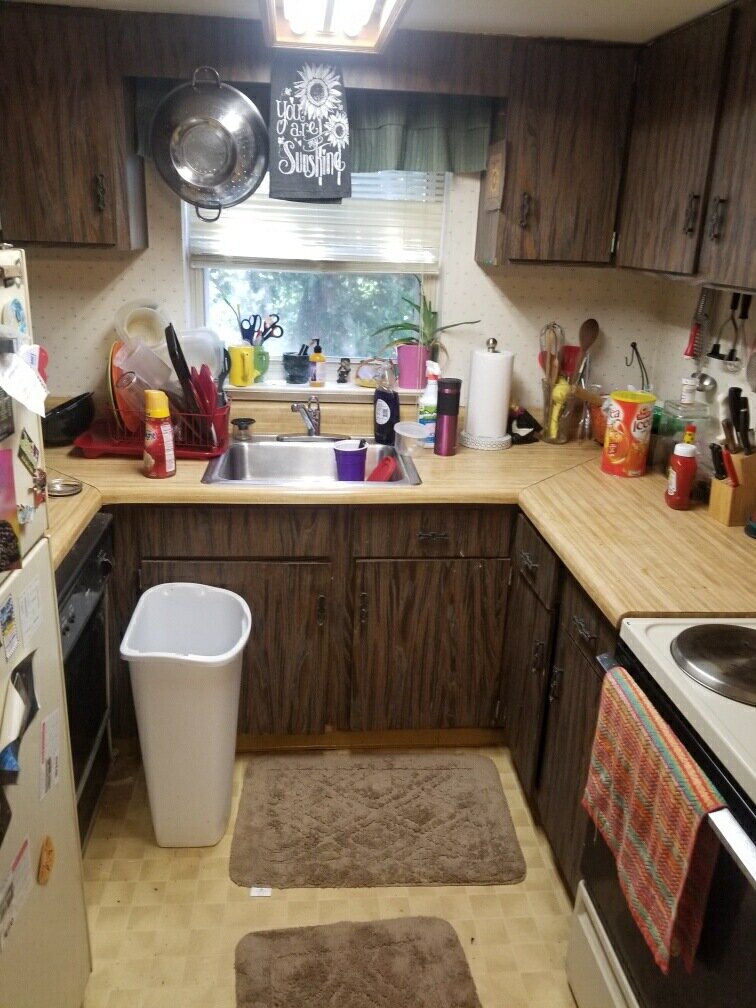 1bd Kitchen.jpg