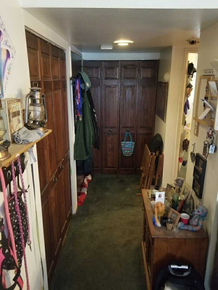 Hallway.jpg