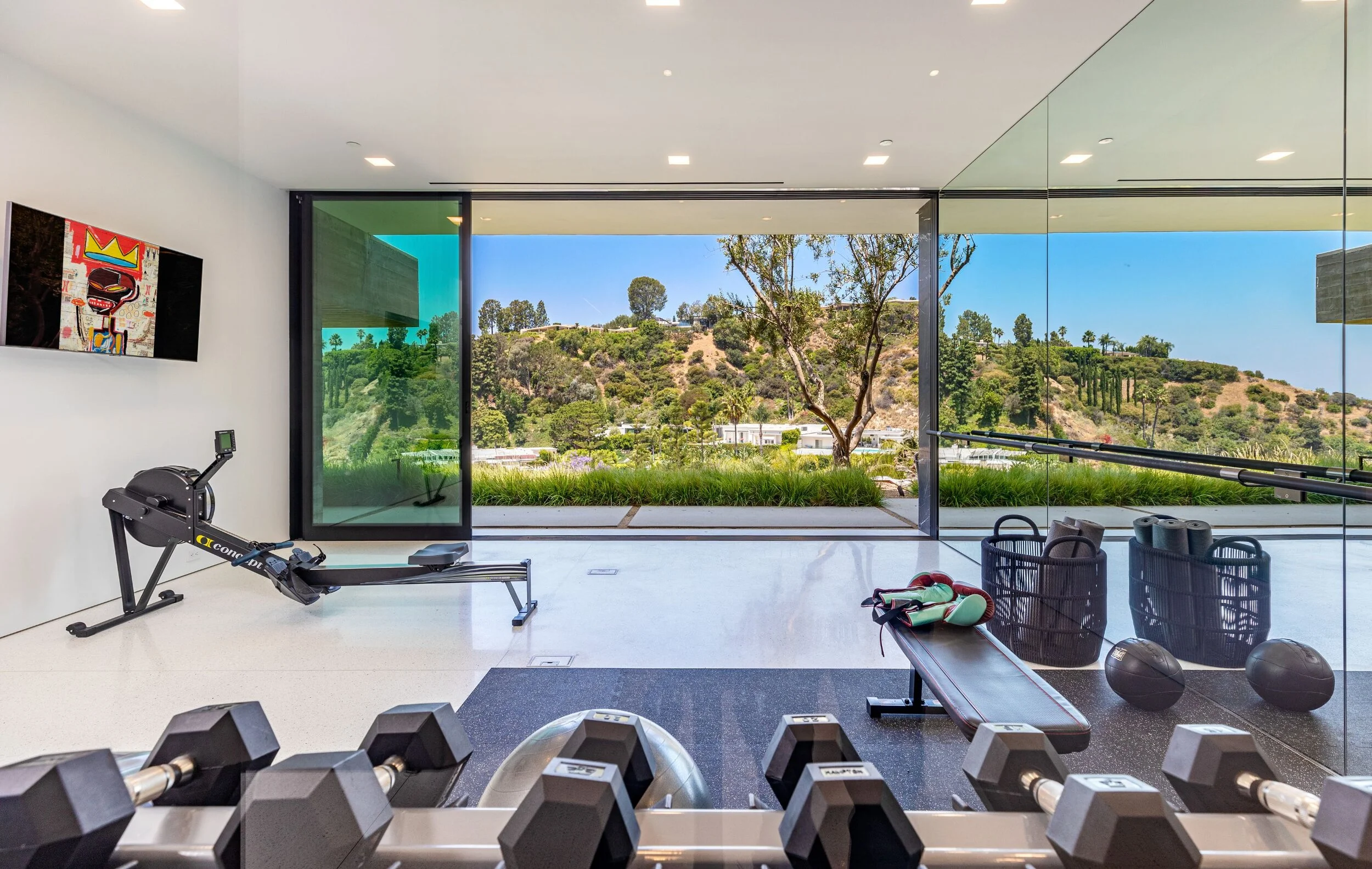 9265RobinDrive092a.jpg
