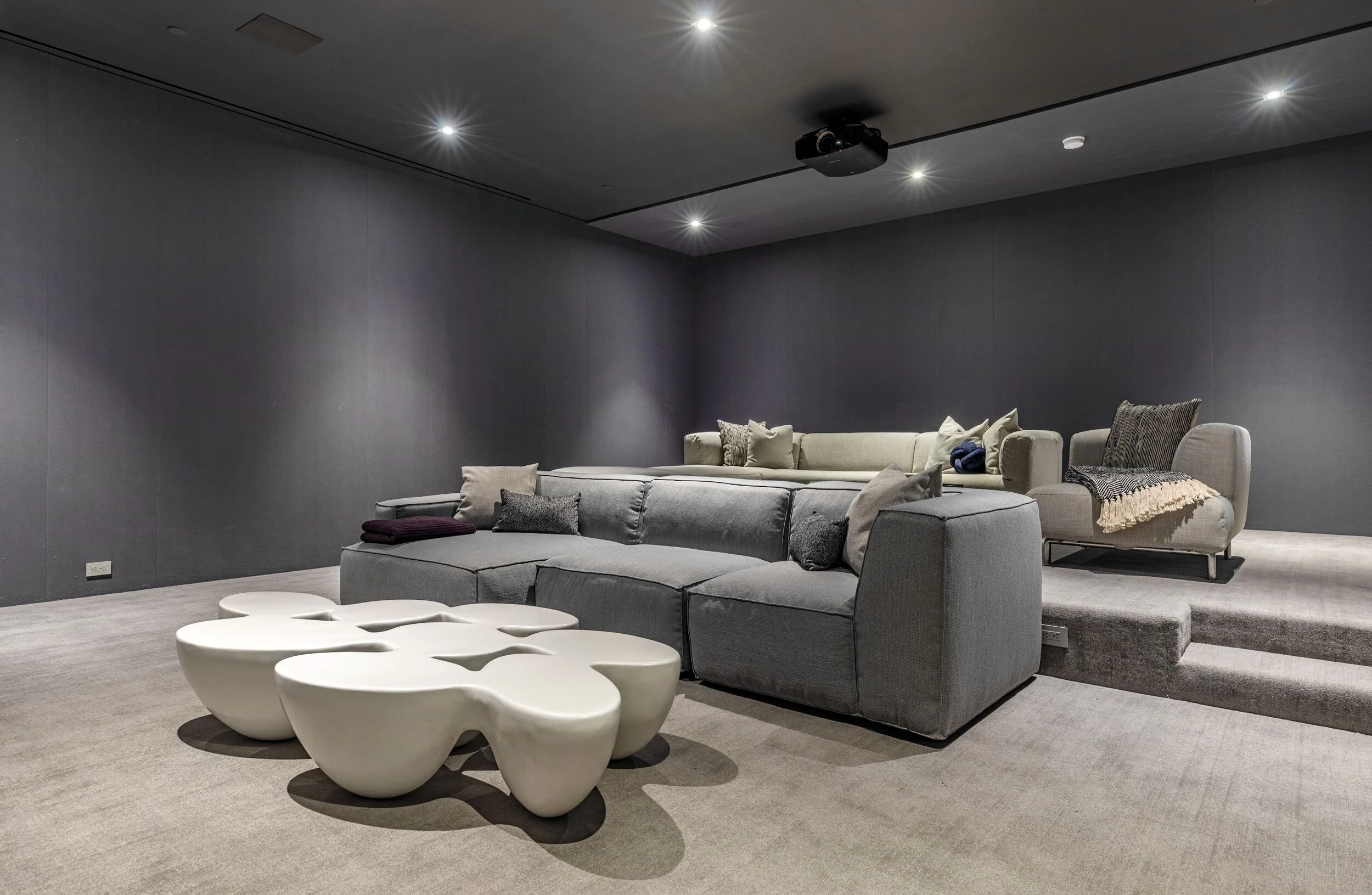 9265RobinDrive098a.jpg