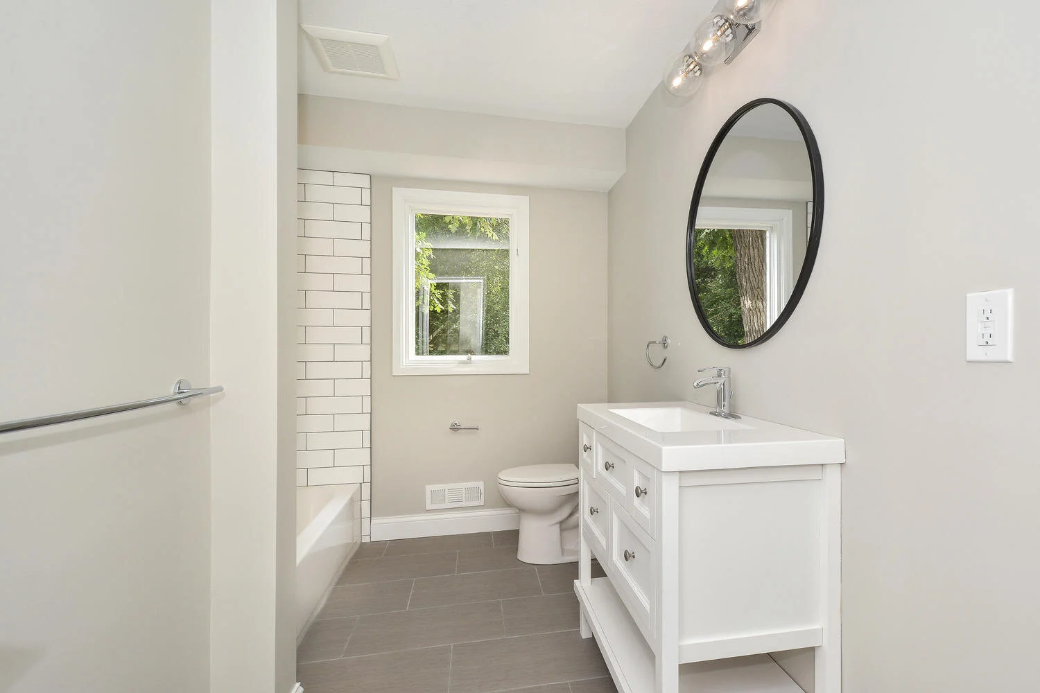 Minnesota West Suburbs Million Dollar Home Remodel Bathroom