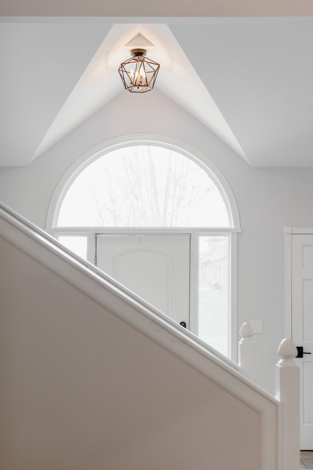 10-web-or-mls-9877 Bennett Pl-0010.jpg