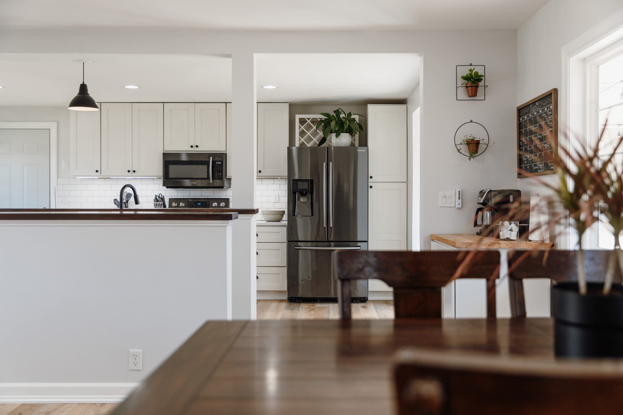 16-web-or-mls-2160 Windsor Way-0016.jpg