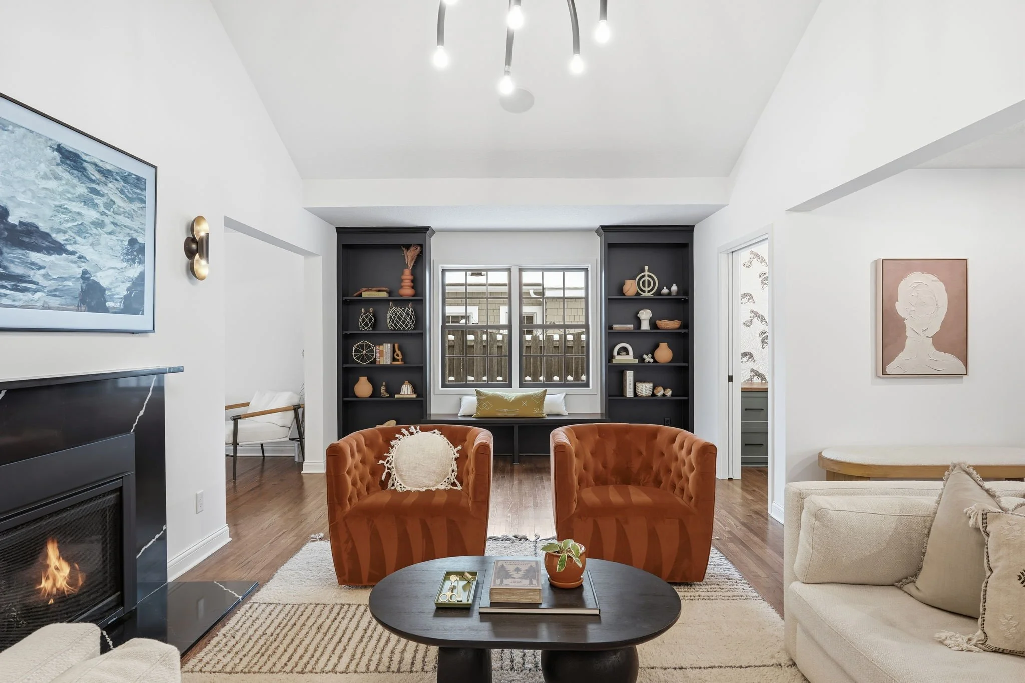 24-web-or-mls-225 Broadway Ave N-24.jpg