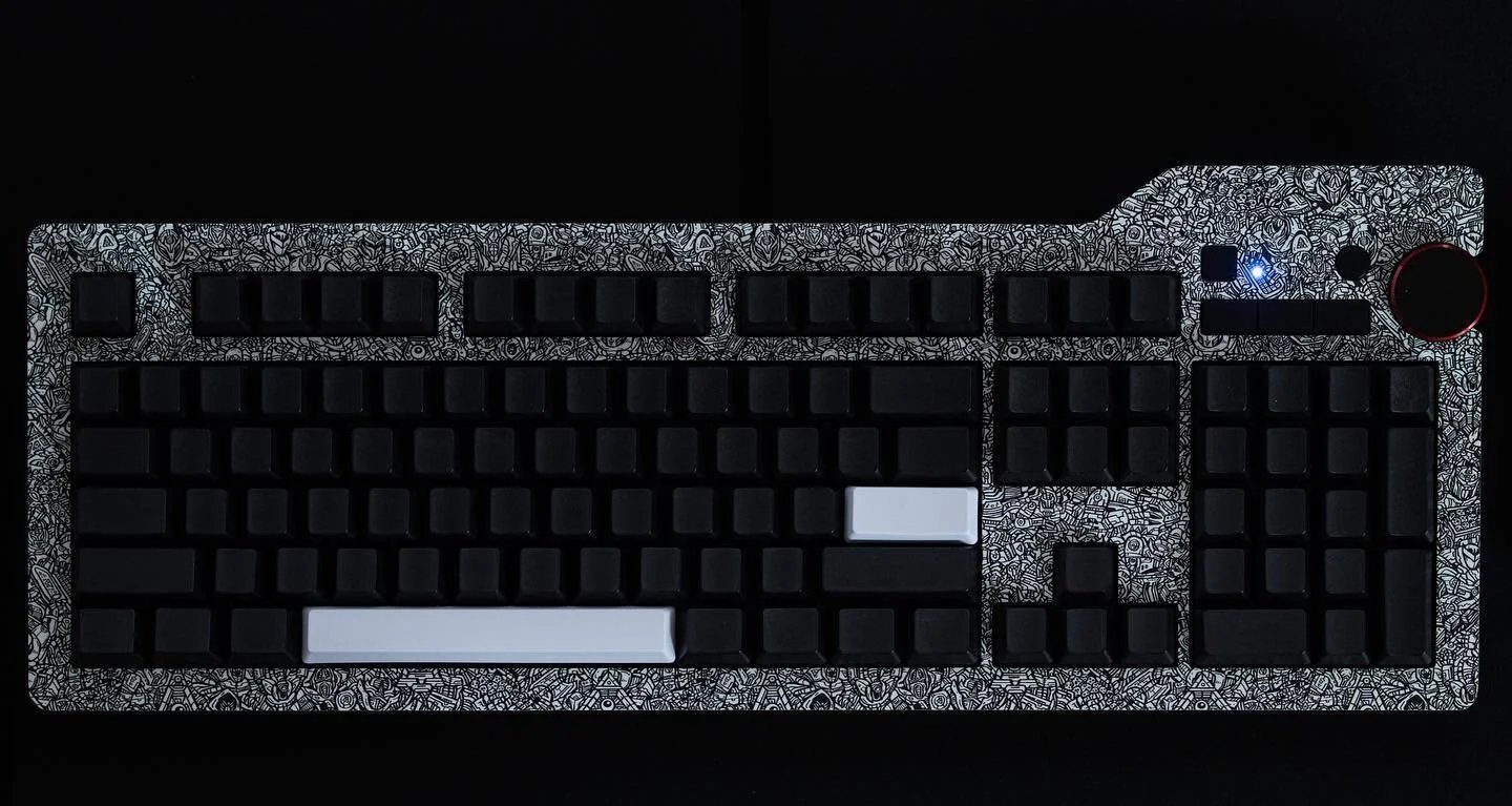 ⁣After several months of mostly just waiting, all my keyboard mods are done and now I finally have a fully hotswap capable full size keyboard with dedicated media controls ⠀
Low-key have PTSD from this project but I wouldn't say I won't ever do this 