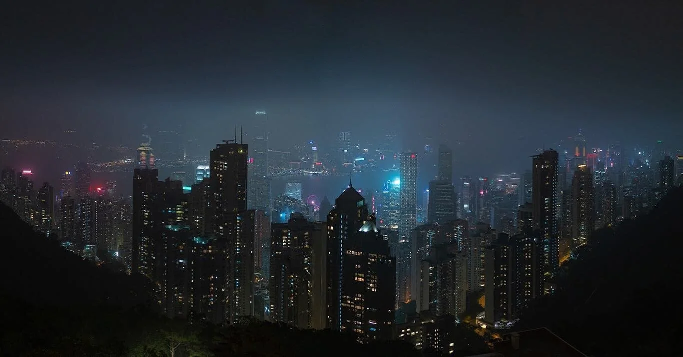 ⁣I might have caught an addiction to seeing new places&hellip; where should I go next? .⠀
⠀
⠀
⠀
⠀
⠀
⠀
⠀
⠀
⠀
⠀
⠀
⠀
⠀
⠀
⠀
⠀
⠀
⠀
⠀
#Travel #WorkTrip #LeftWork #SpontaneousAdventure #HongKong #VictoriaPeak #Nightscape #Sony #SonyAlpha #a7Riii #24GM #NewP