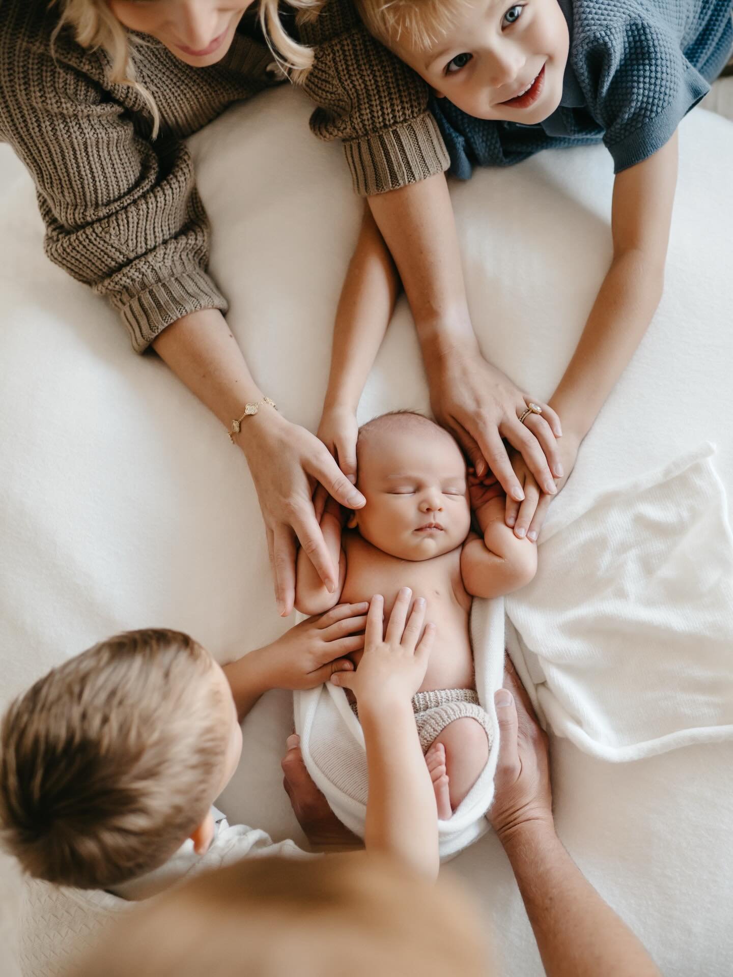 Always a good time with this family and these boys 🥹💙 All the love for sweet Mr Bowen joining the Geiger crew!!